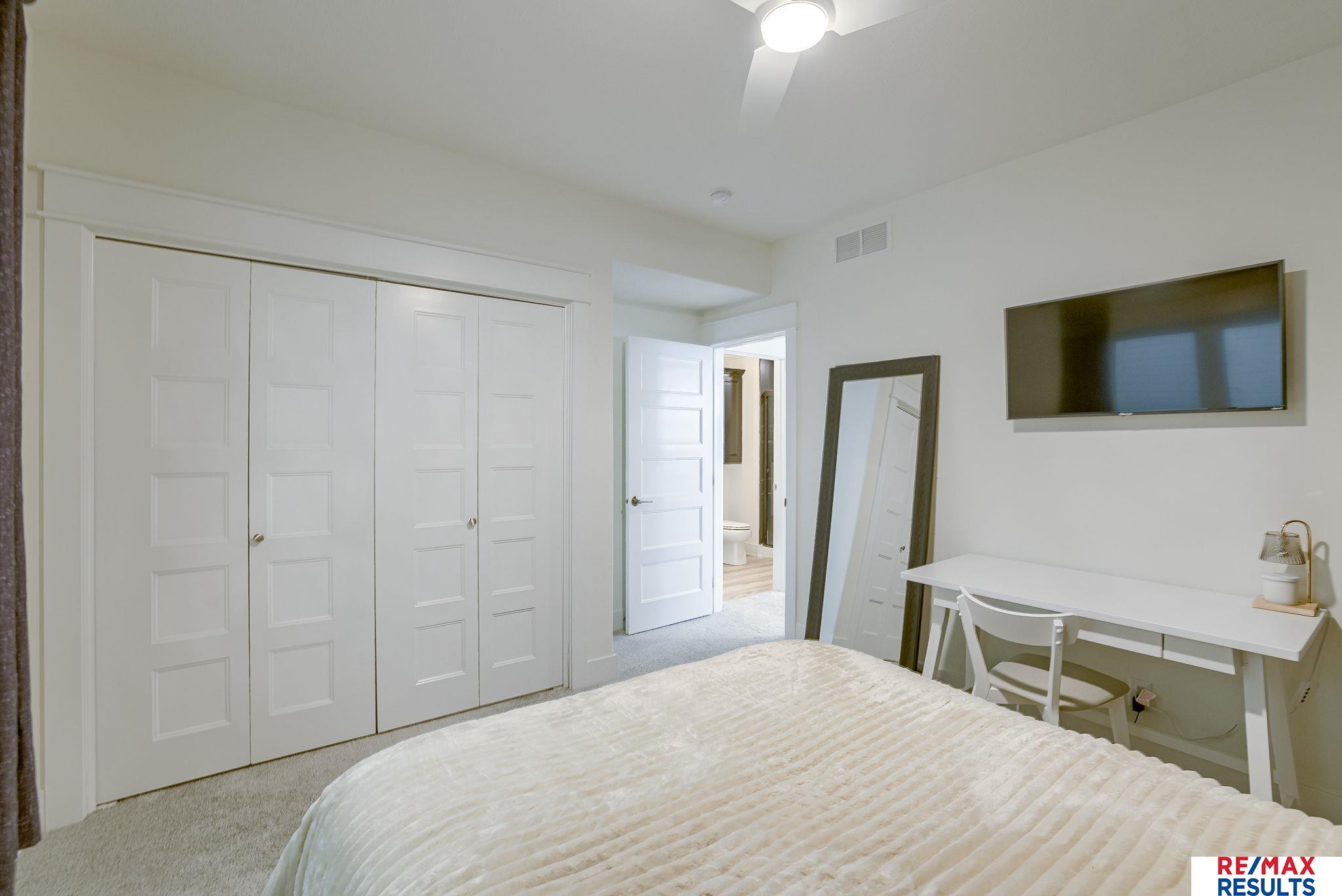 18212 Cheyenne Road, Omaha, Nebraska image 35