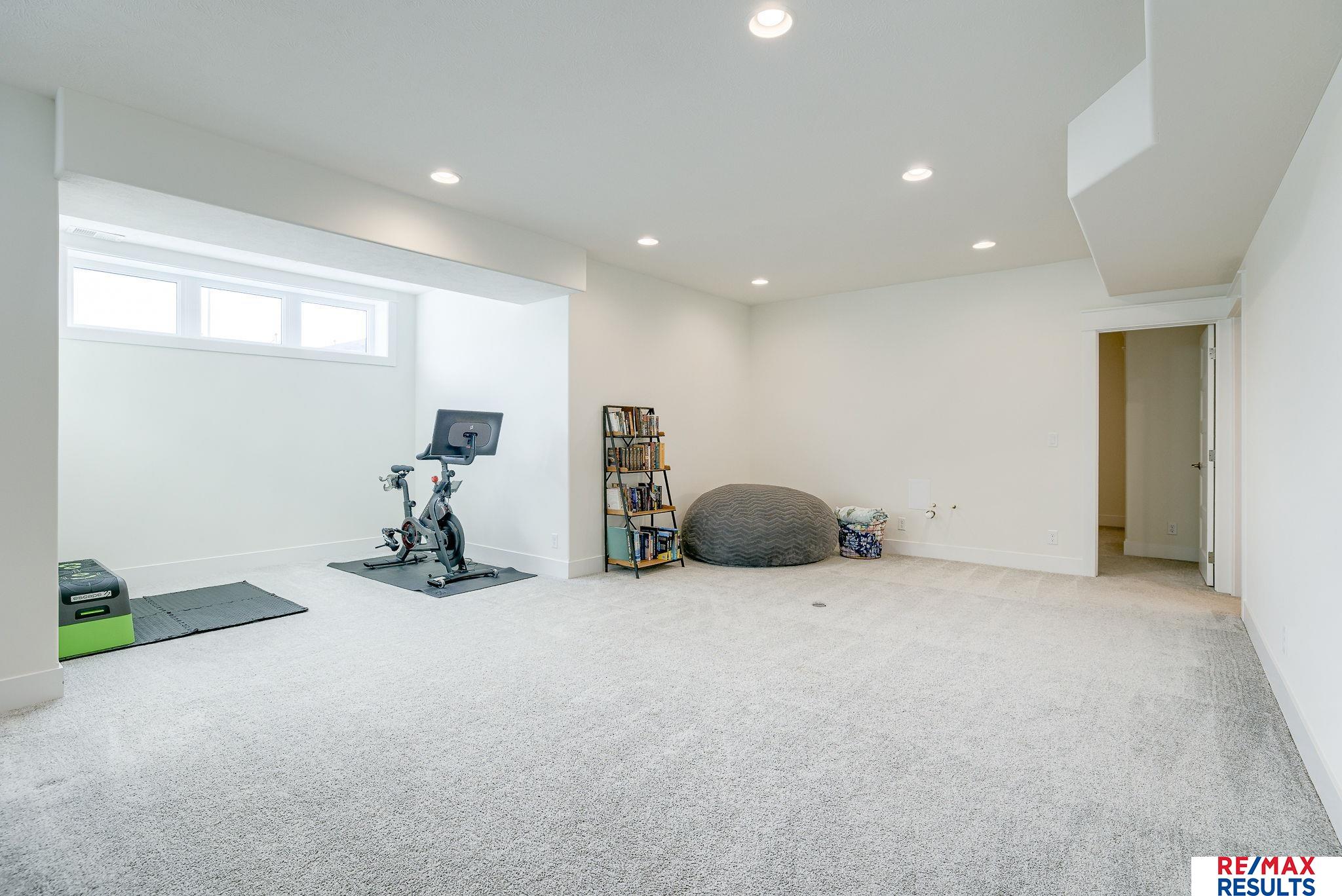 18212 Cheyenne Road, Omaha, Nebraska image 46