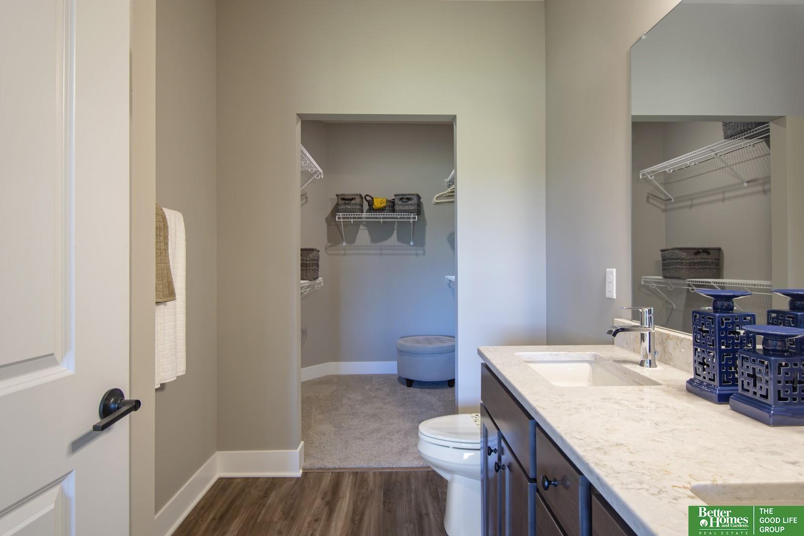 17608 Robin Drive, Omaha, Nebraska image 15