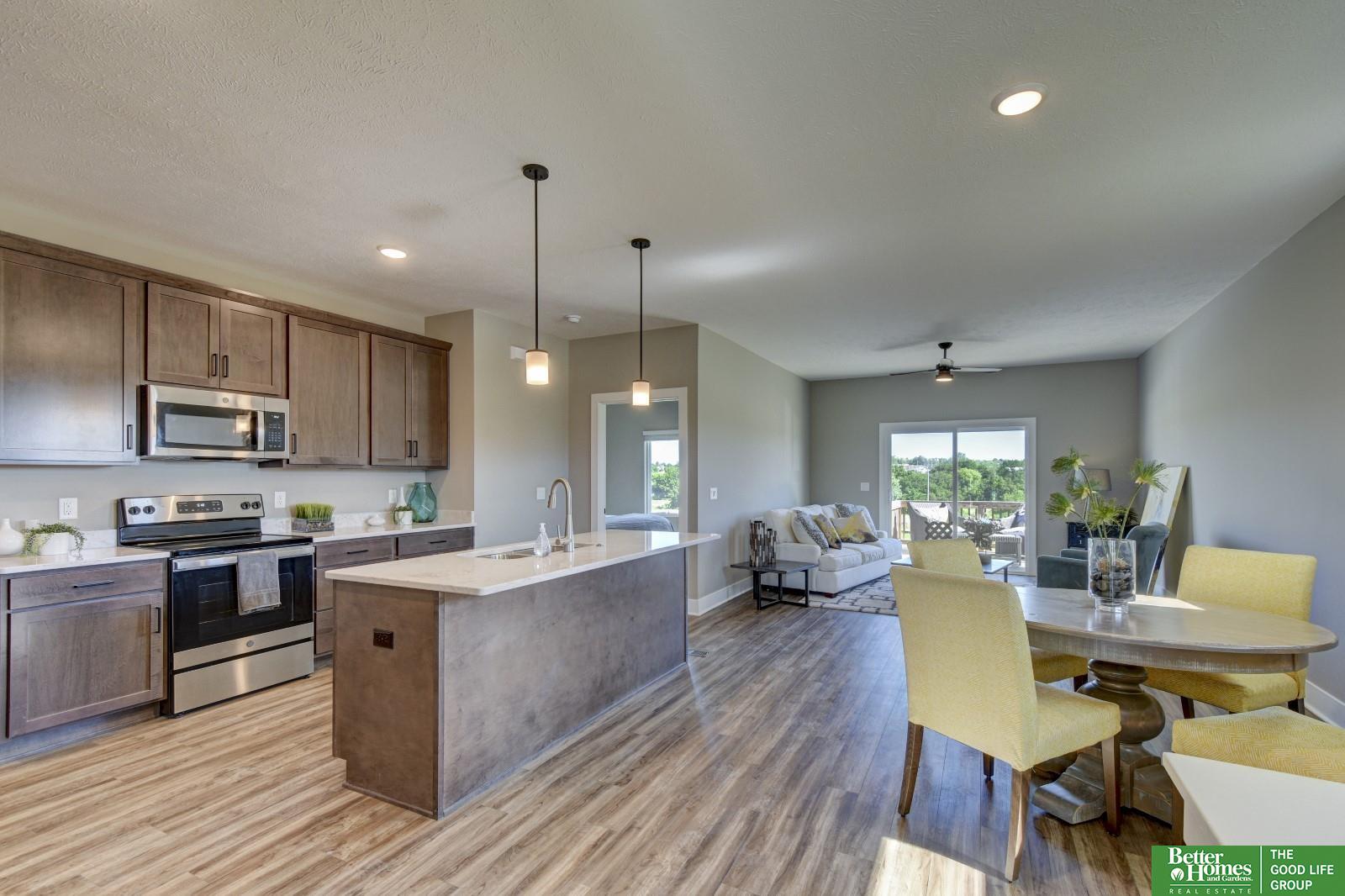 17608 Robin Drive, Omaha, Nebraska image 5