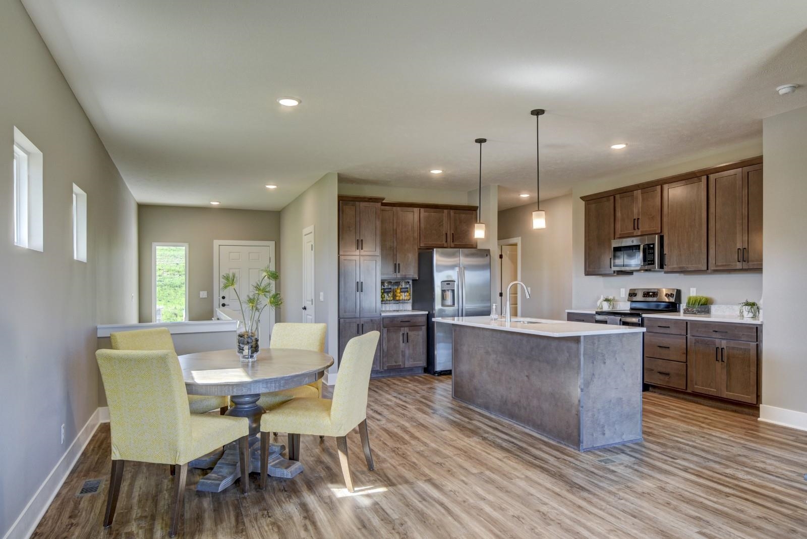 17608 Robin Drive, Omaha, Nebraska image 9