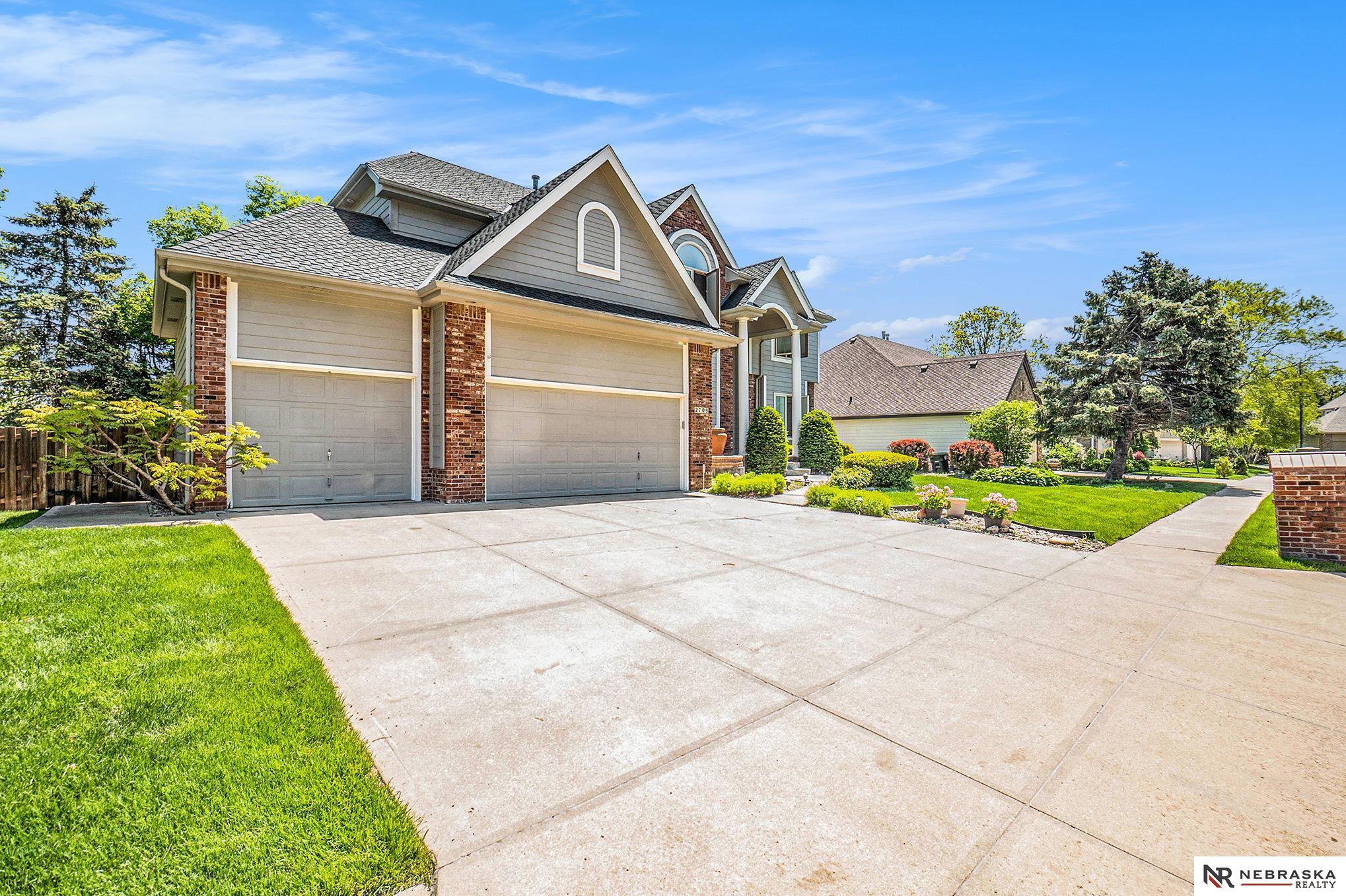 2709 S 96th Avenue Circle, Omaha, Nebraska image 3