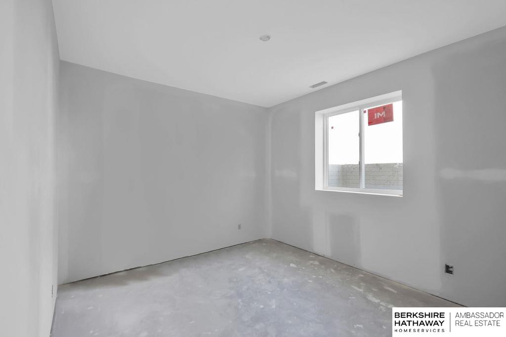 18403 Sage Street, Omaha, Nebraska image 10