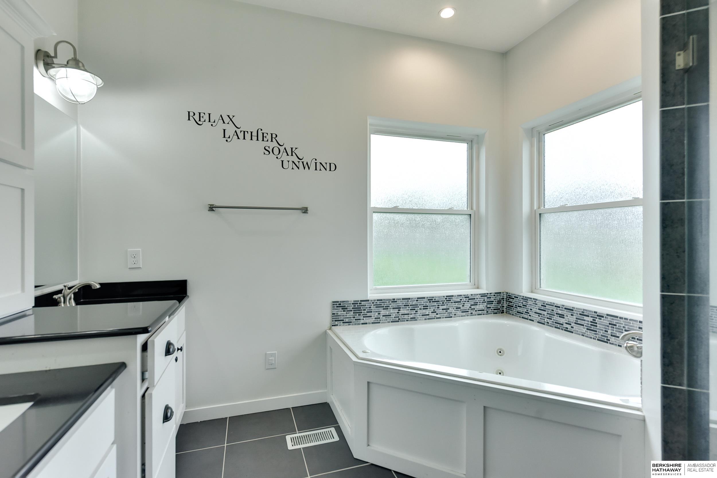4501 N 206 Street, Omaha, Nebraska image 35
