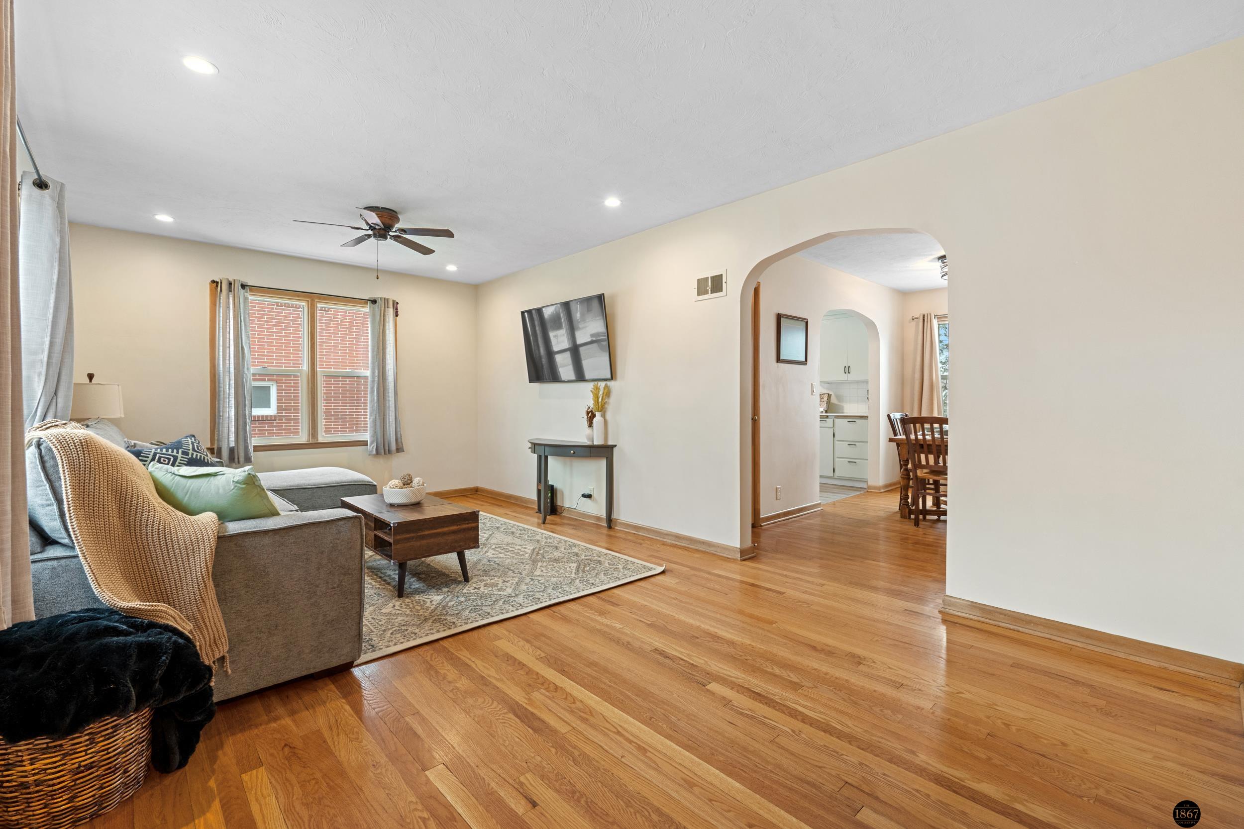 635 S 50th