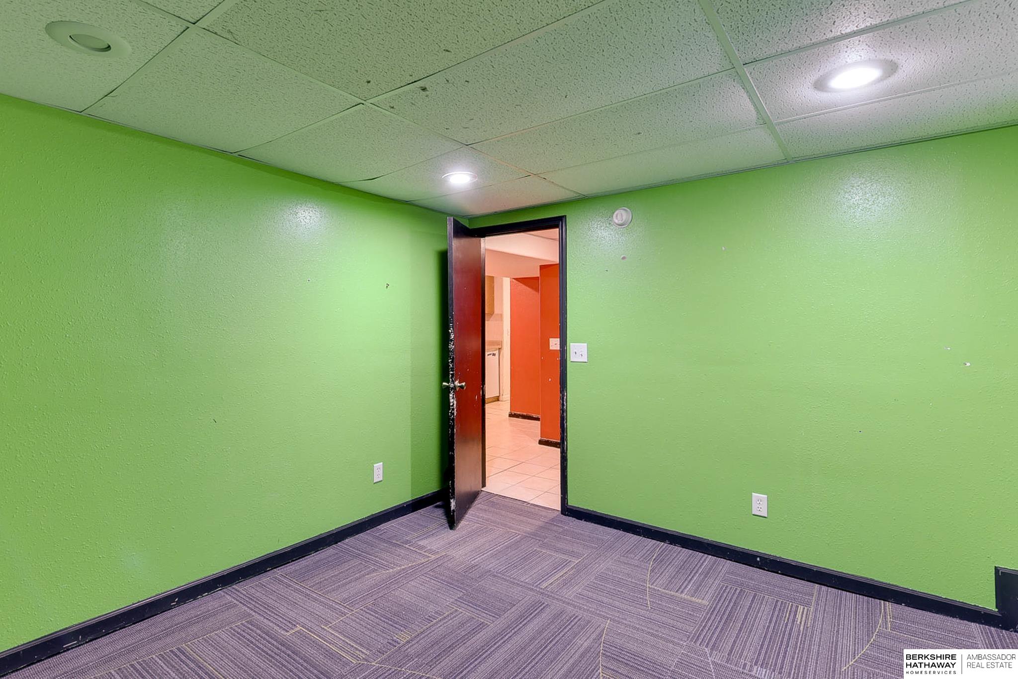 1434 Pasadena Avenue, Omaha, Nebraska image 32