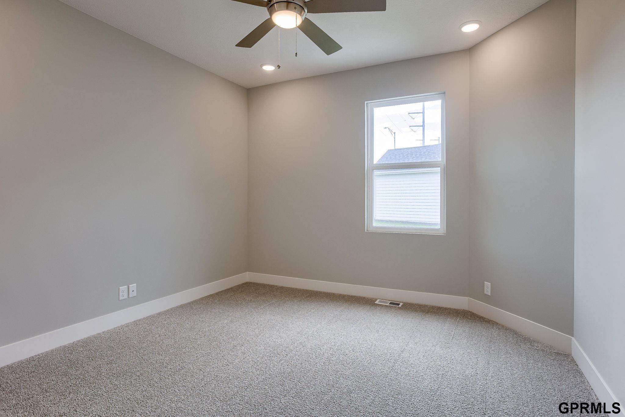 10205 S 180 Avenue Circle, Omaha, Nebraska image 14