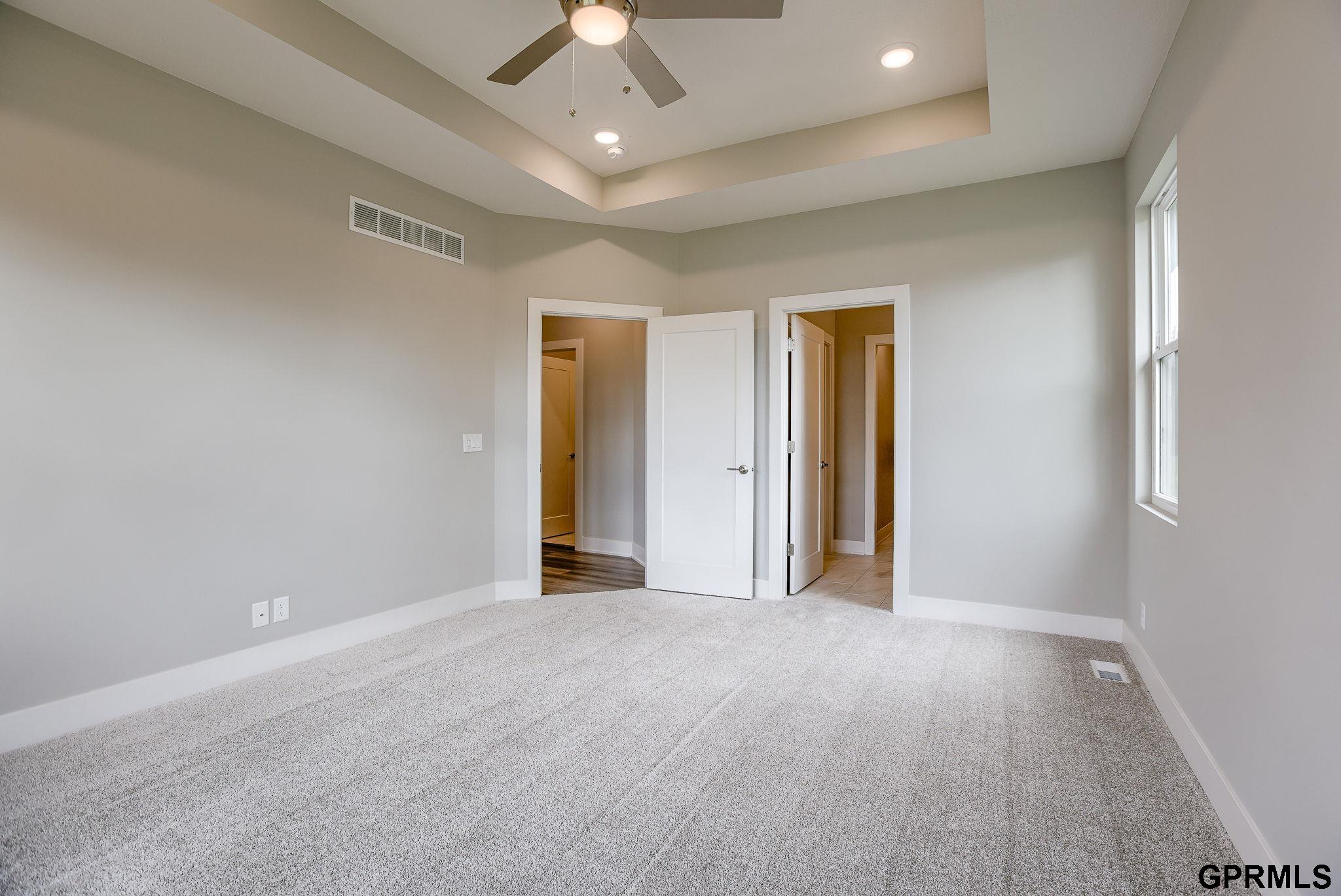 10205 S 180 Avenue Circle, Omaha, Nebraska image 9