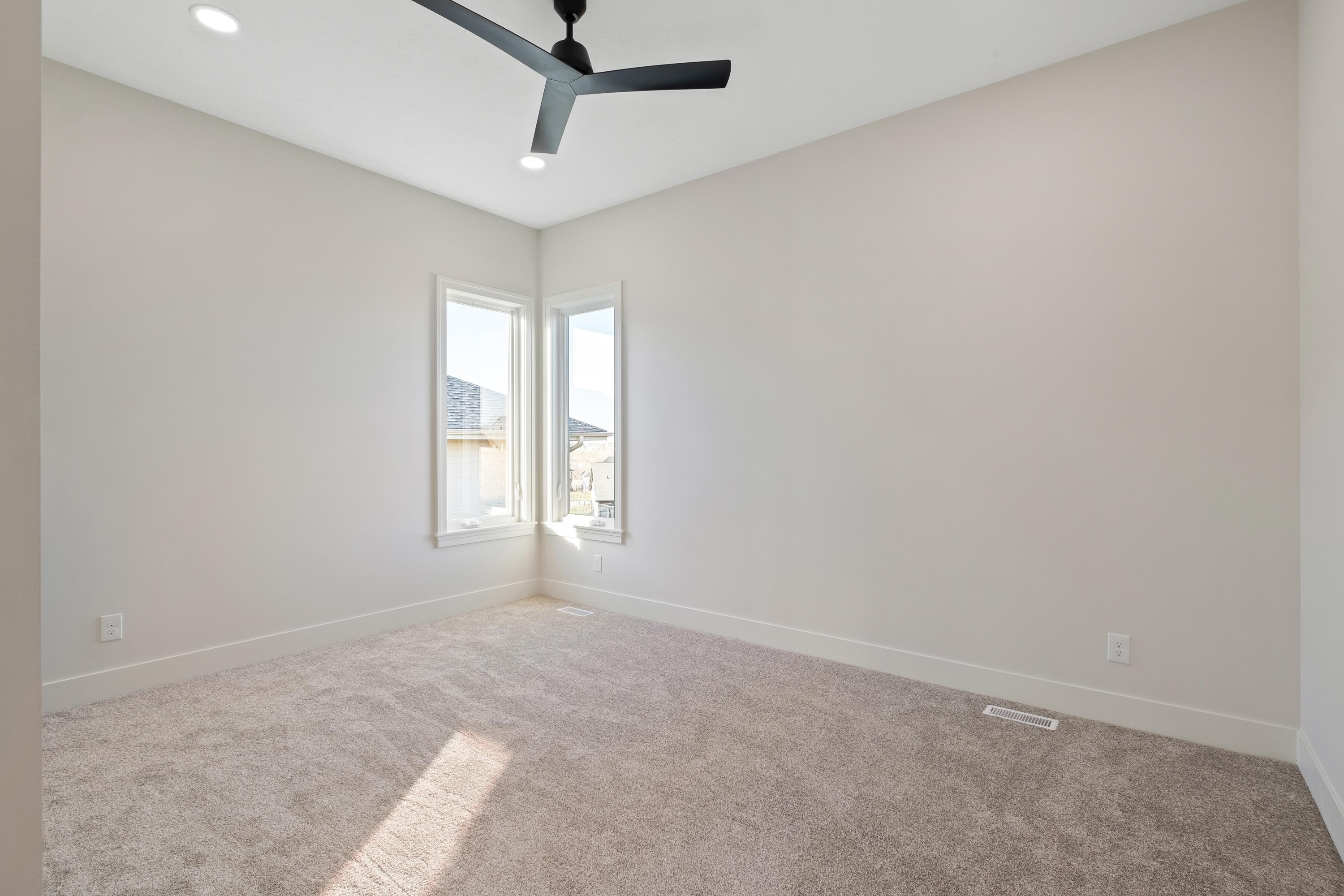 18104 Camelback Avenue, Omaha, Nebraska image 32