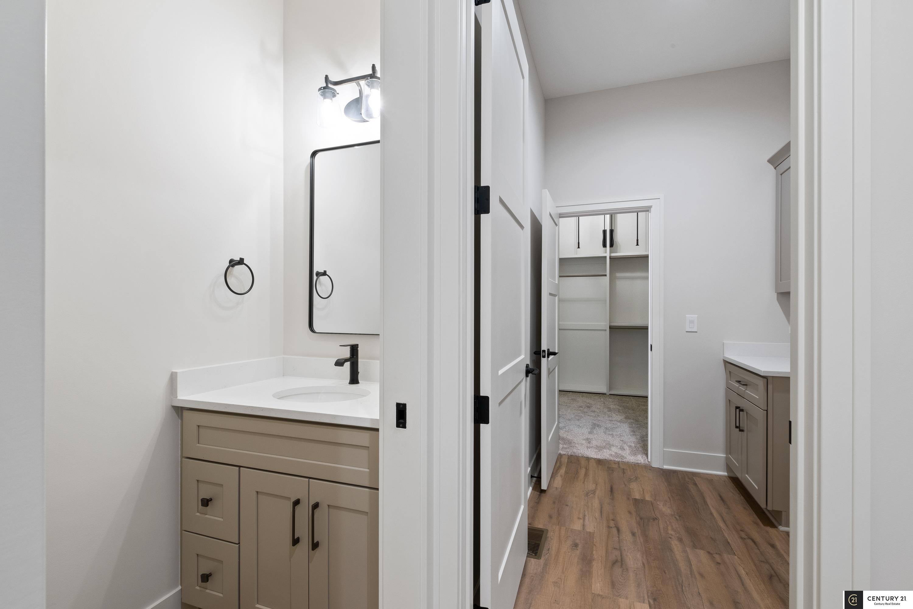 18104 Camelback Avenue, Omaha, Nebraska image 33
