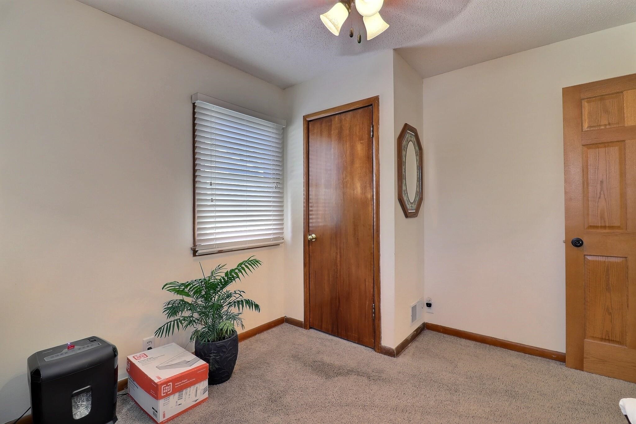 1031 Davenport Street, Fremont, Nebraska image 13