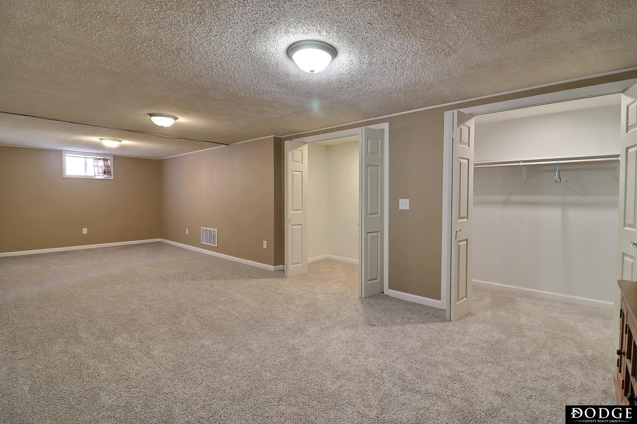 1031 Davenport Street, Fremont, Nebraska image 24