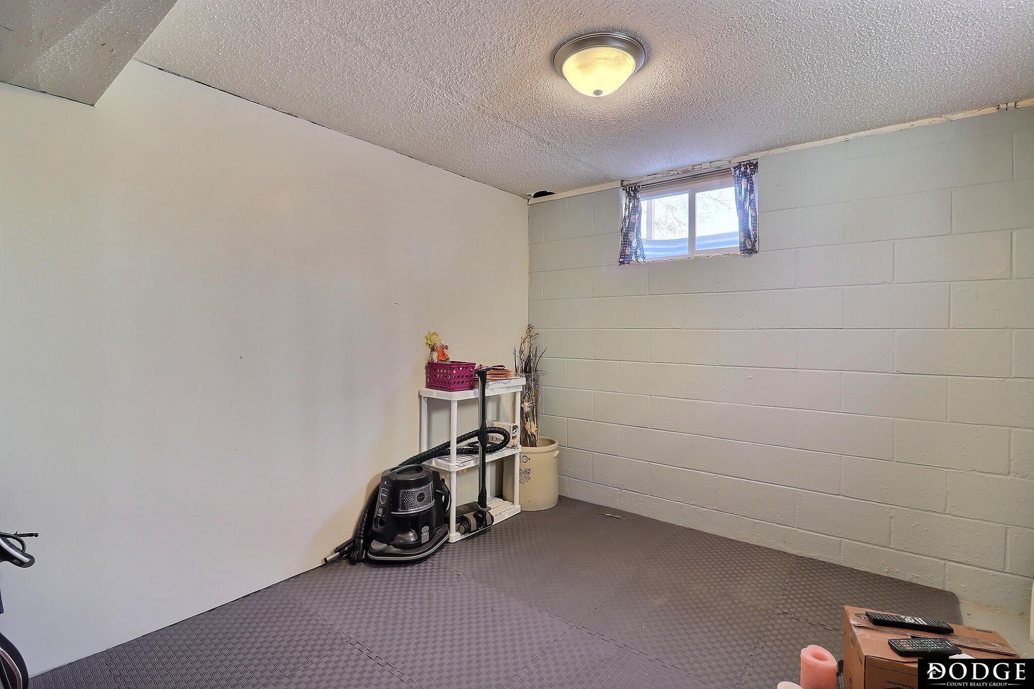 1031 Davenport Street, Fremont, Nebraska image 28