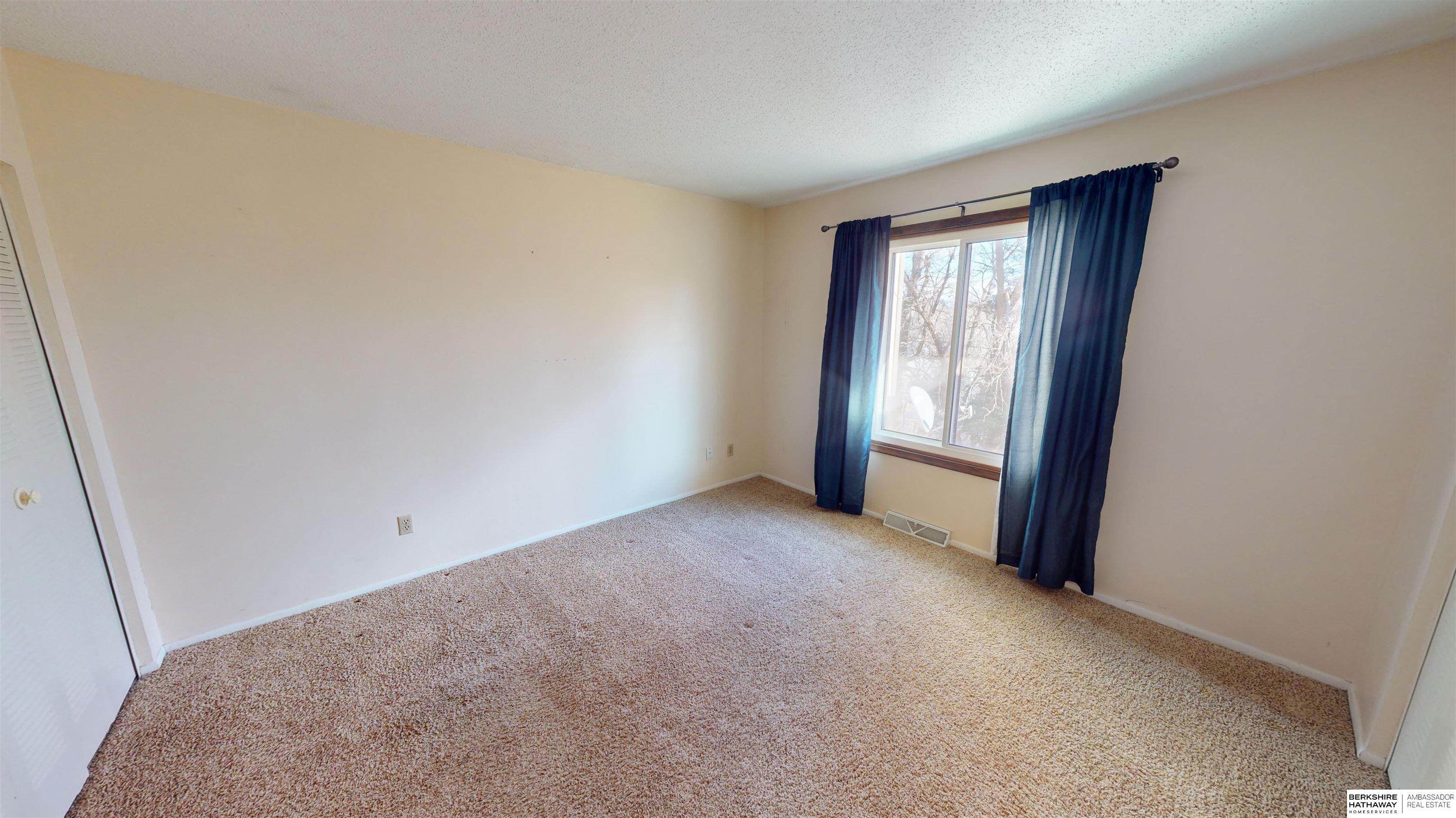 7185 N 78th Court, Omaha, Nebraska image 16