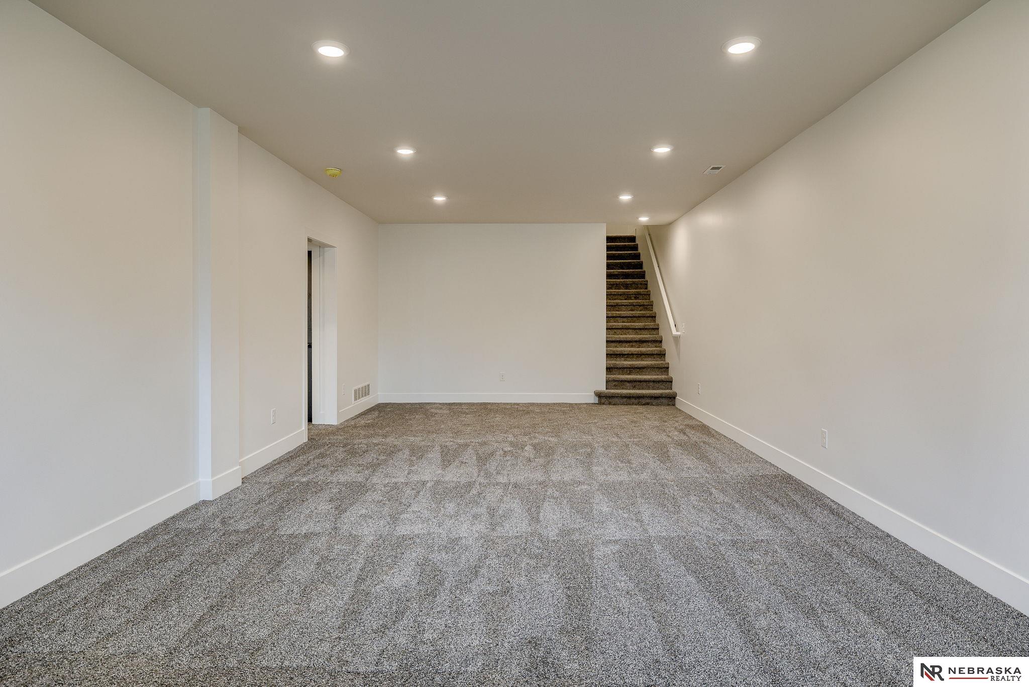 315 S 55th Street, Lincoln, Nebraska image 31