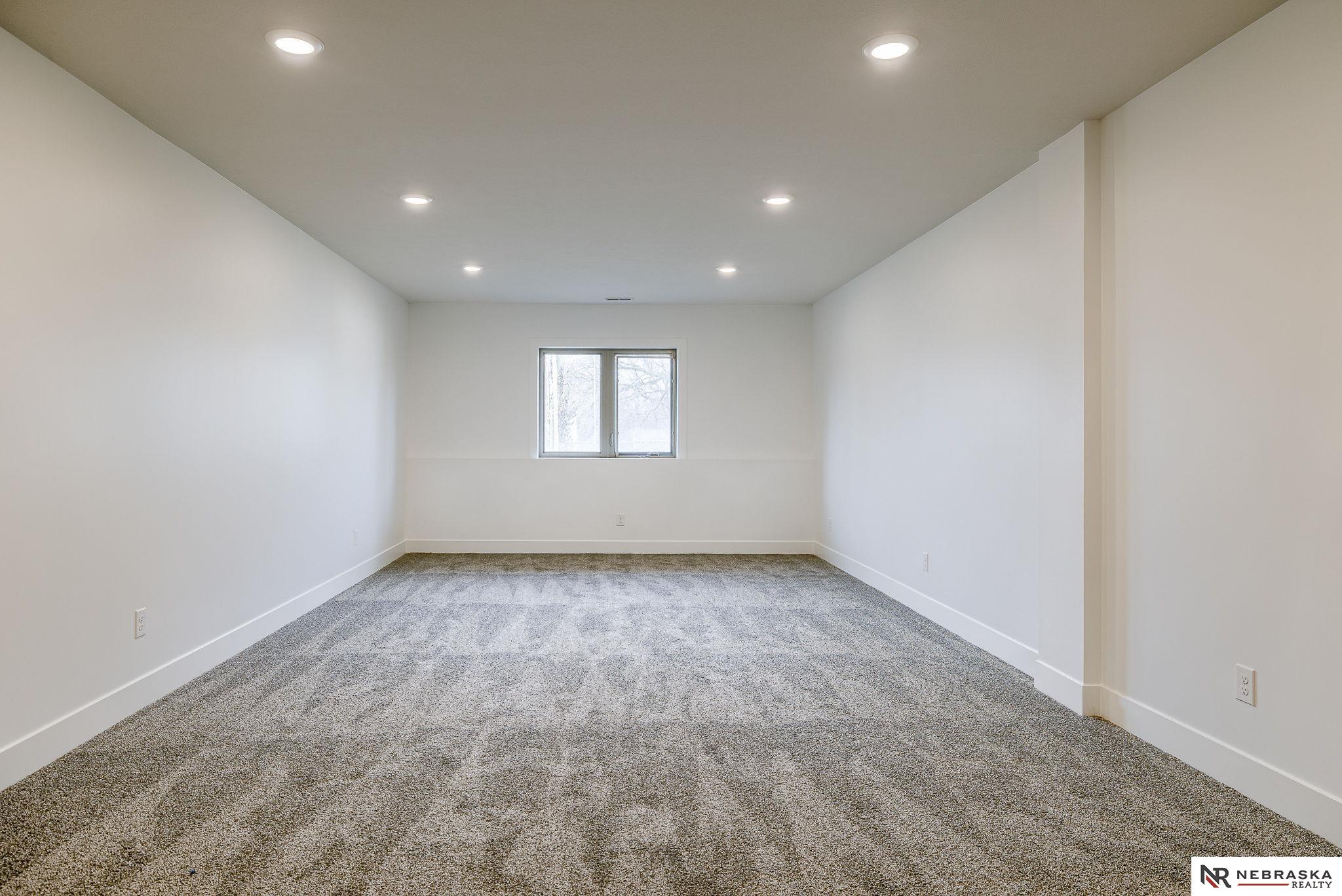 315 S 55th Street, Lincoln, Nebraska image 33