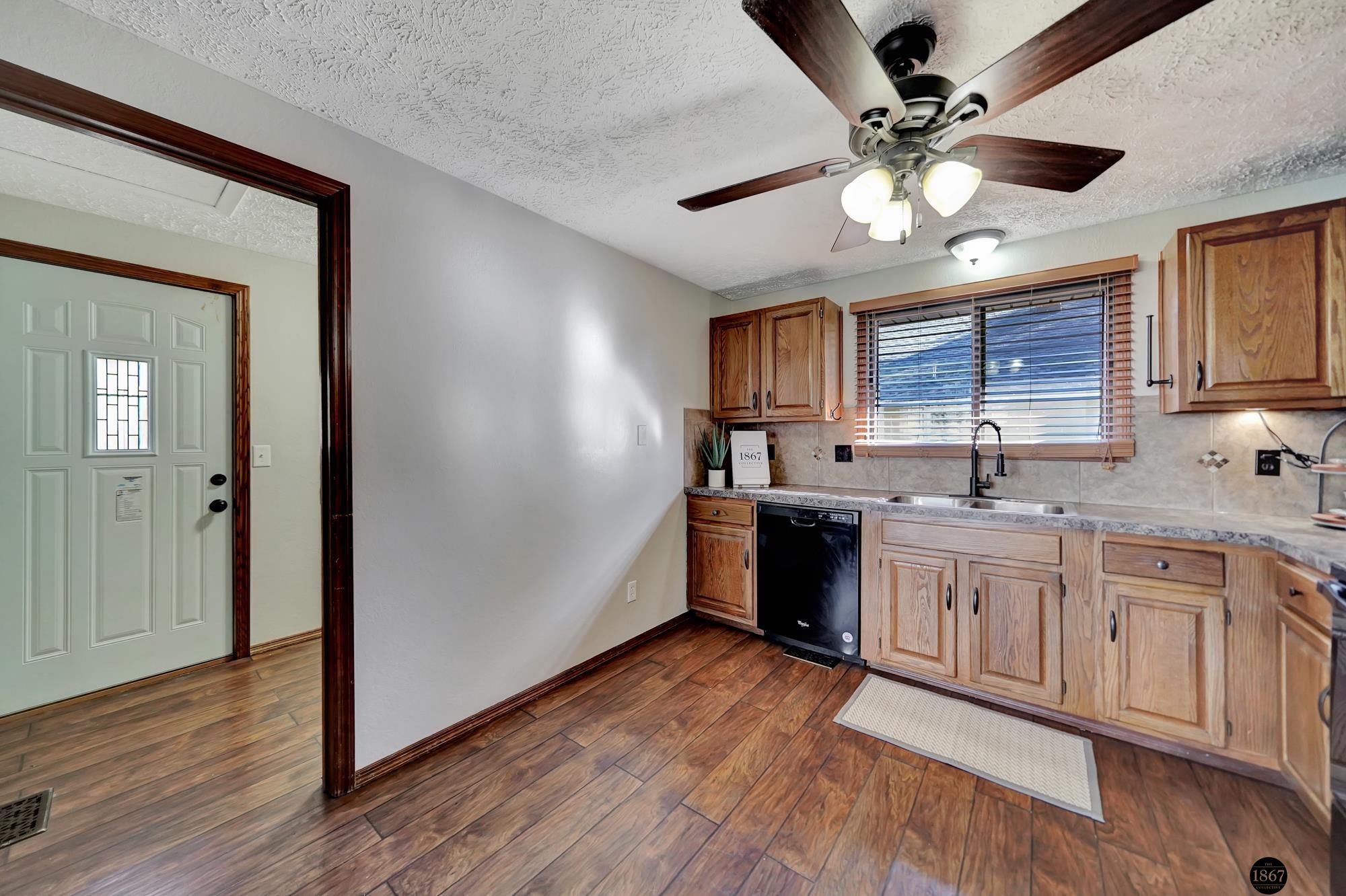 5302 Stockwell