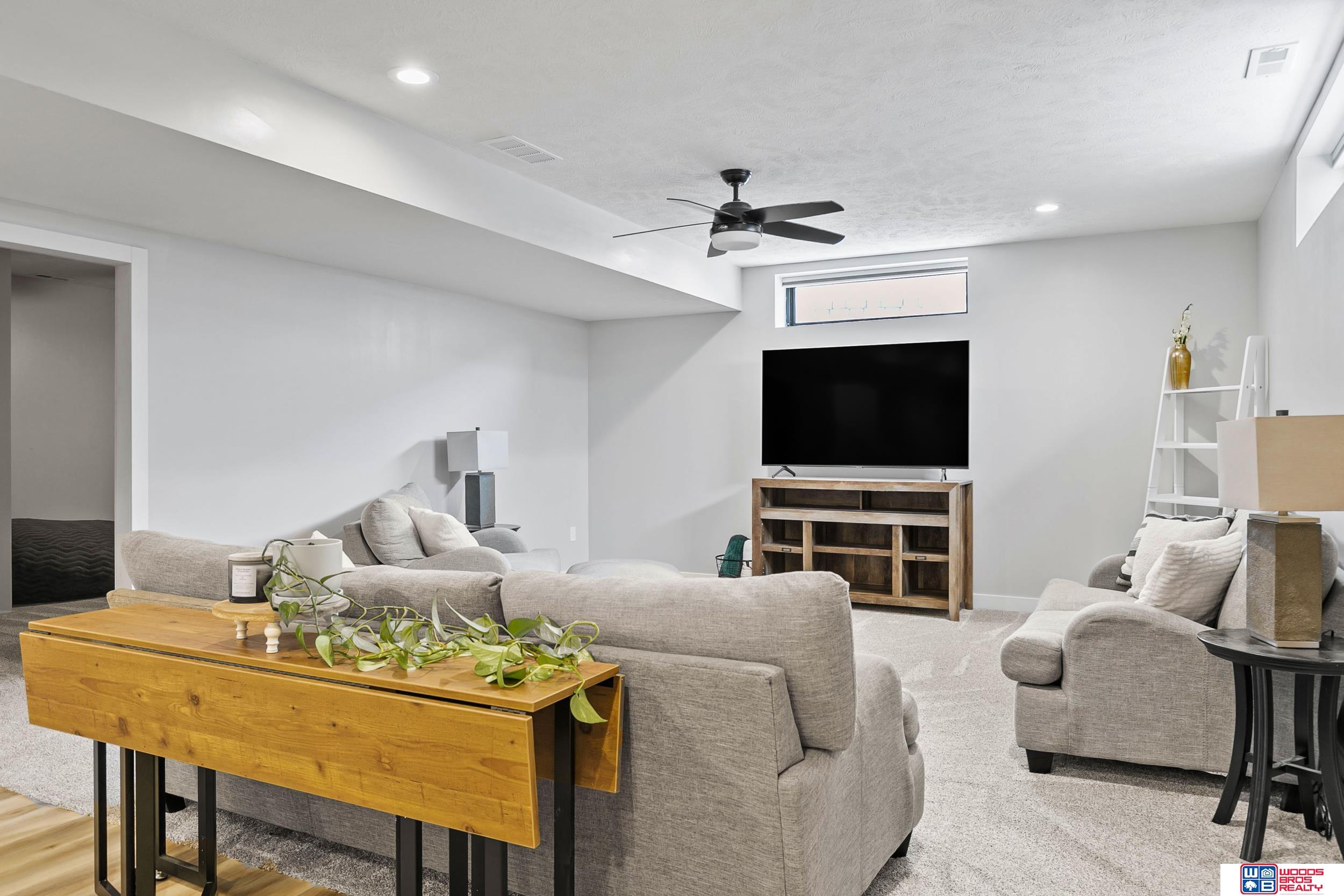 2042 Eastgate Drive, Crete, Nebraska image 31