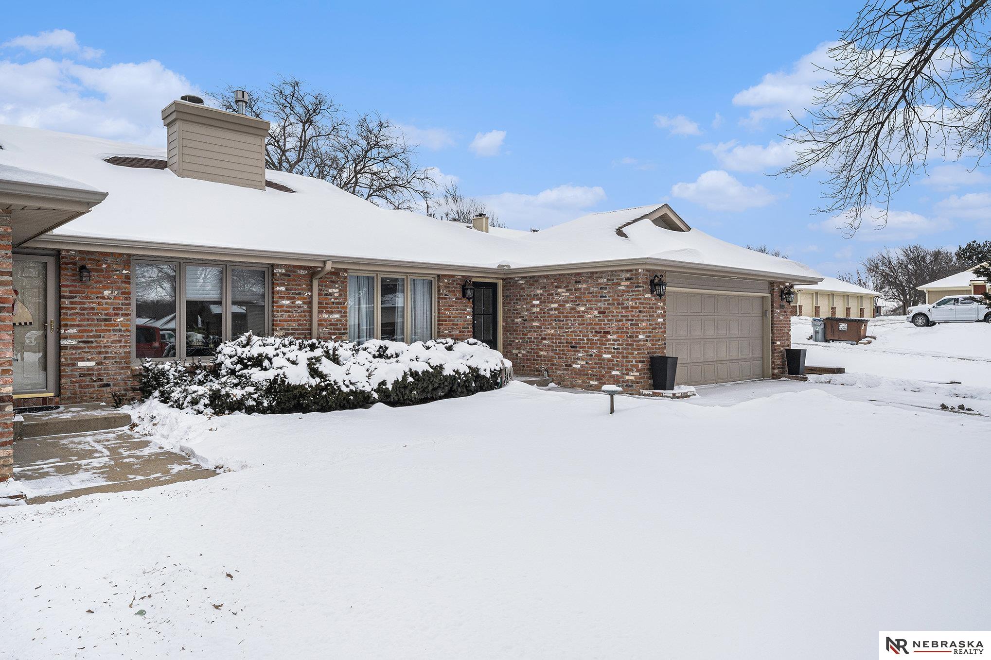 5644 Locust Street, Lincoln