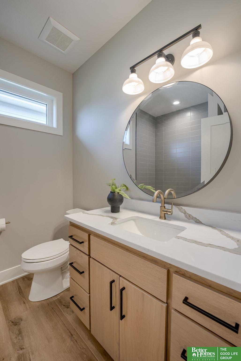 5508 N 206th Street, Elkhorn, Nebraska image 23
