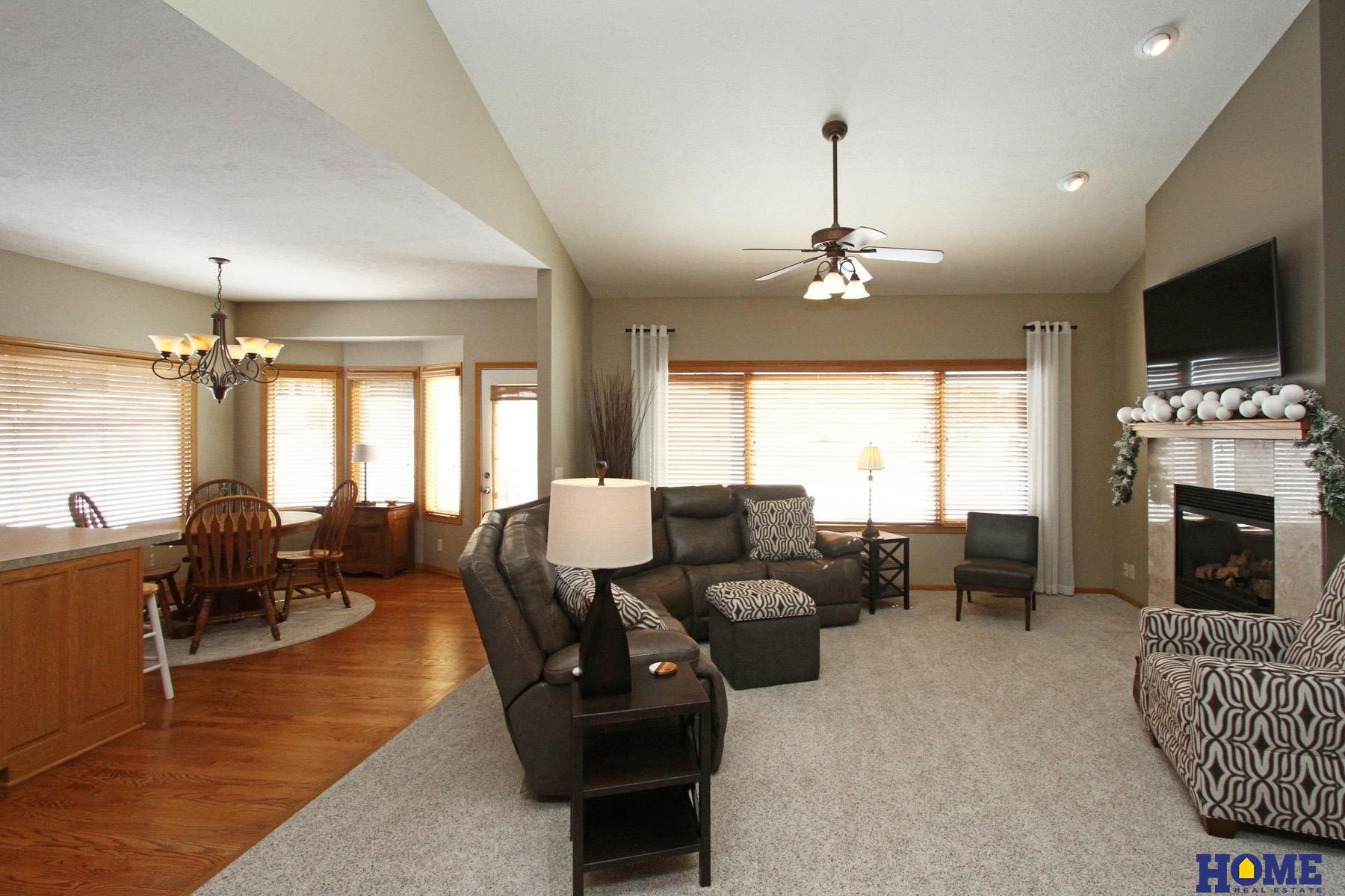 19720 Long View Lane, Hickman, Nebraska image 3