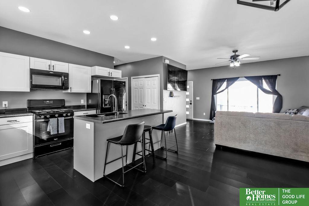 2113 Ridgeway Drive, Denison, Iowa image 16