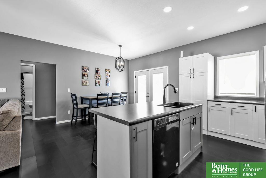 2113 Ridgeway Drive, Denison, Iowa image 18
