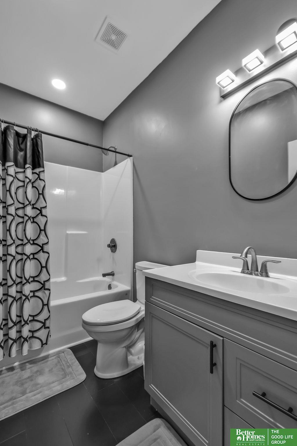 2113 Ridgeway Drive, Denison, Iowa image 27