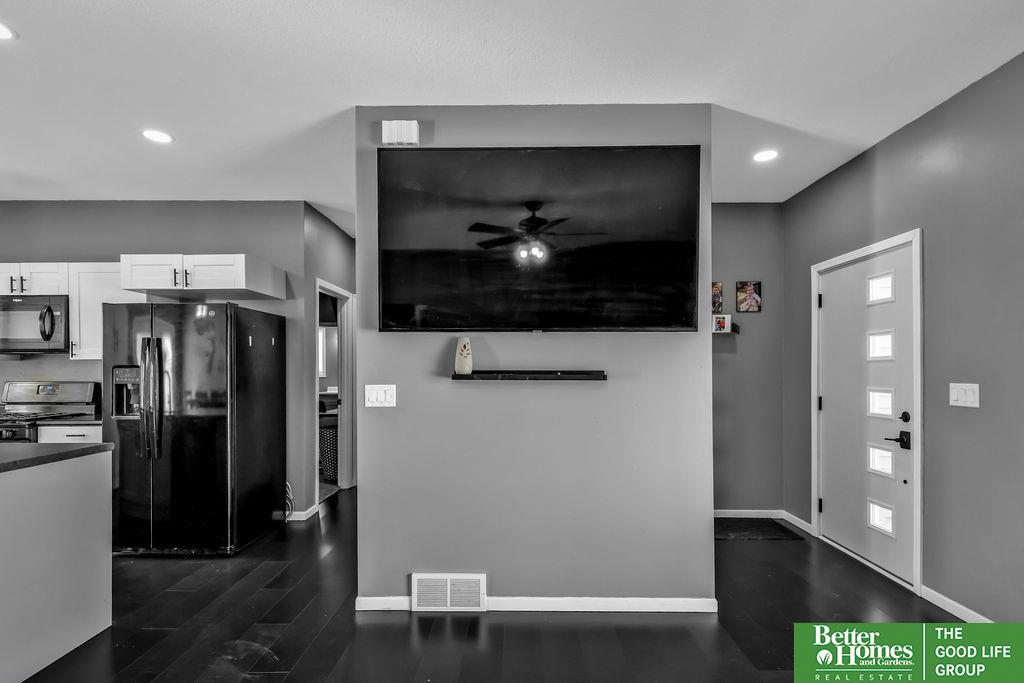 2113 Ridgeway Drive, Denison, Iowa image 6