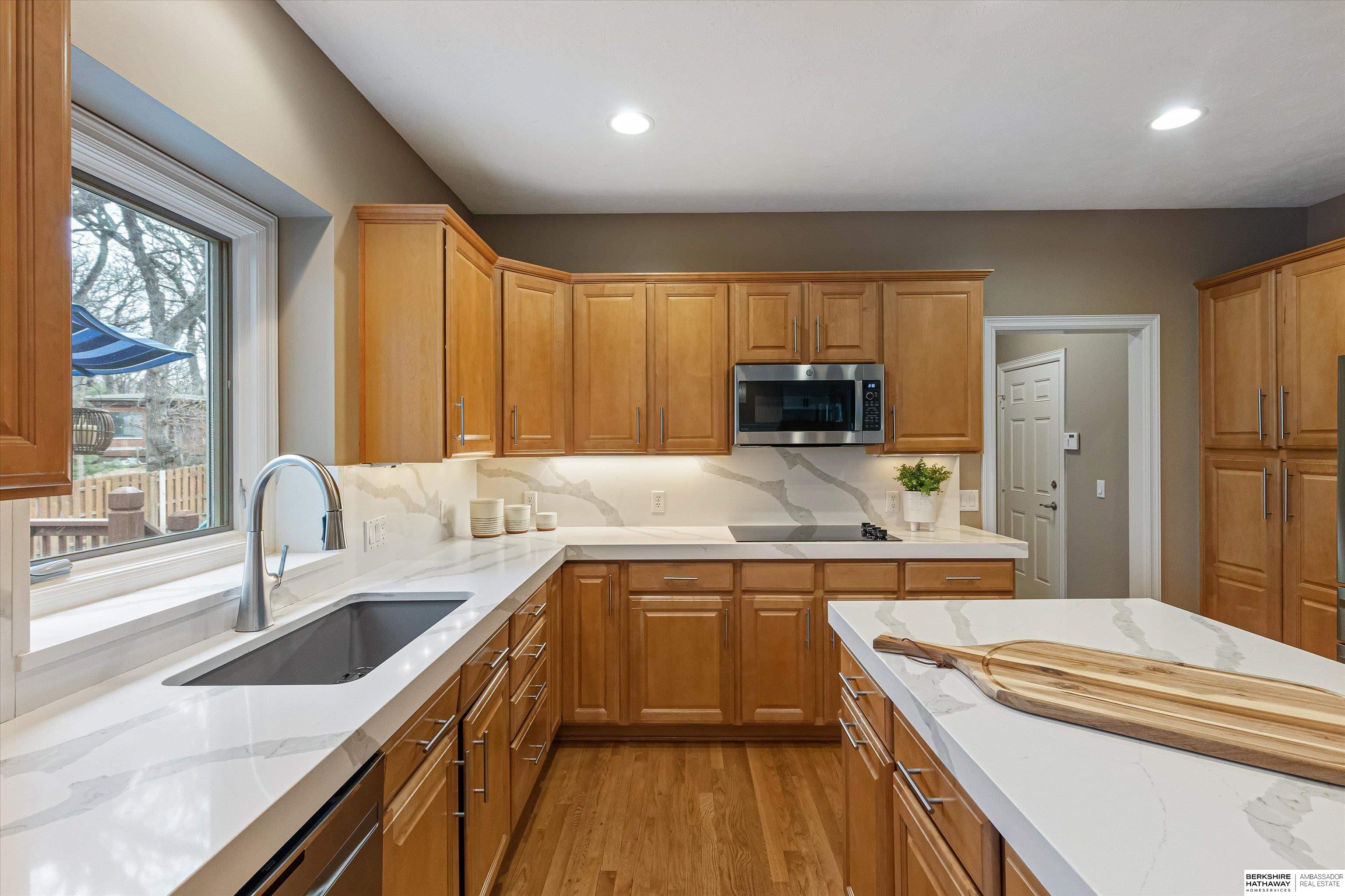 2427 S 97th Avenue, Omaha, Nebraska image 13
