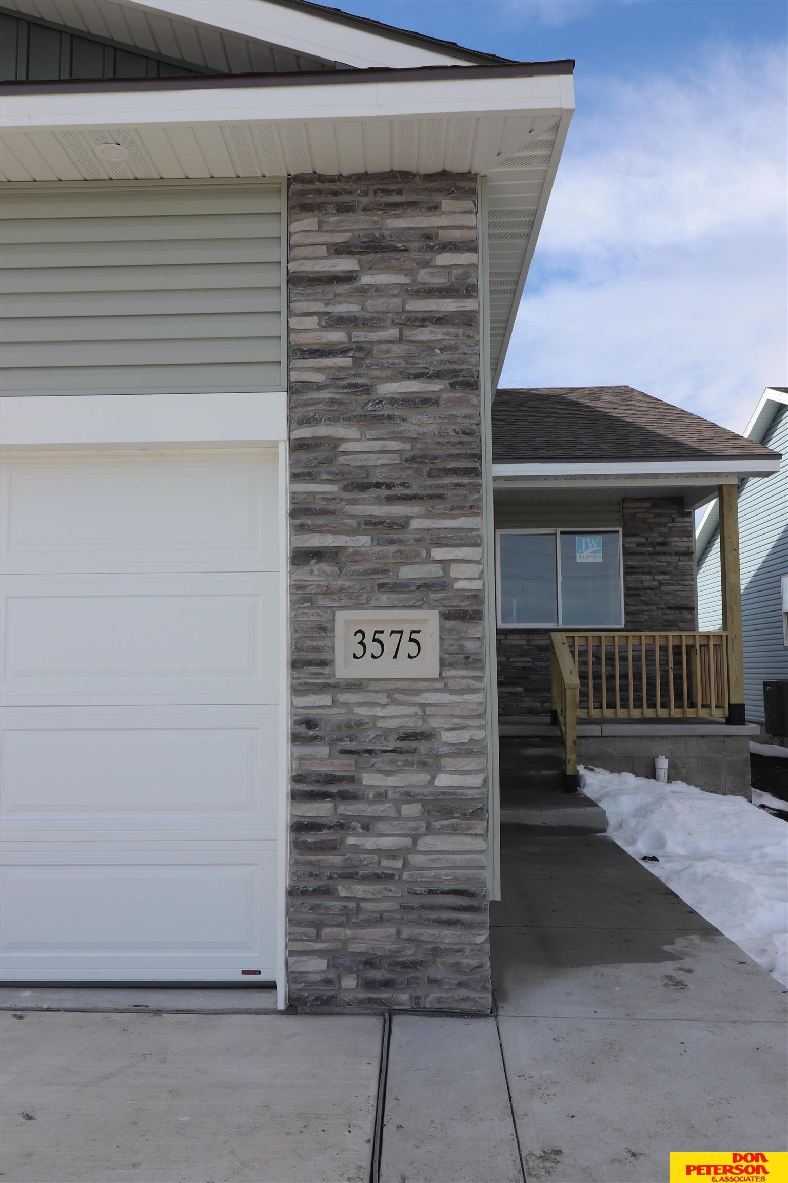 3575 Little Bluestem Road, Fremont, Nebraska image 1