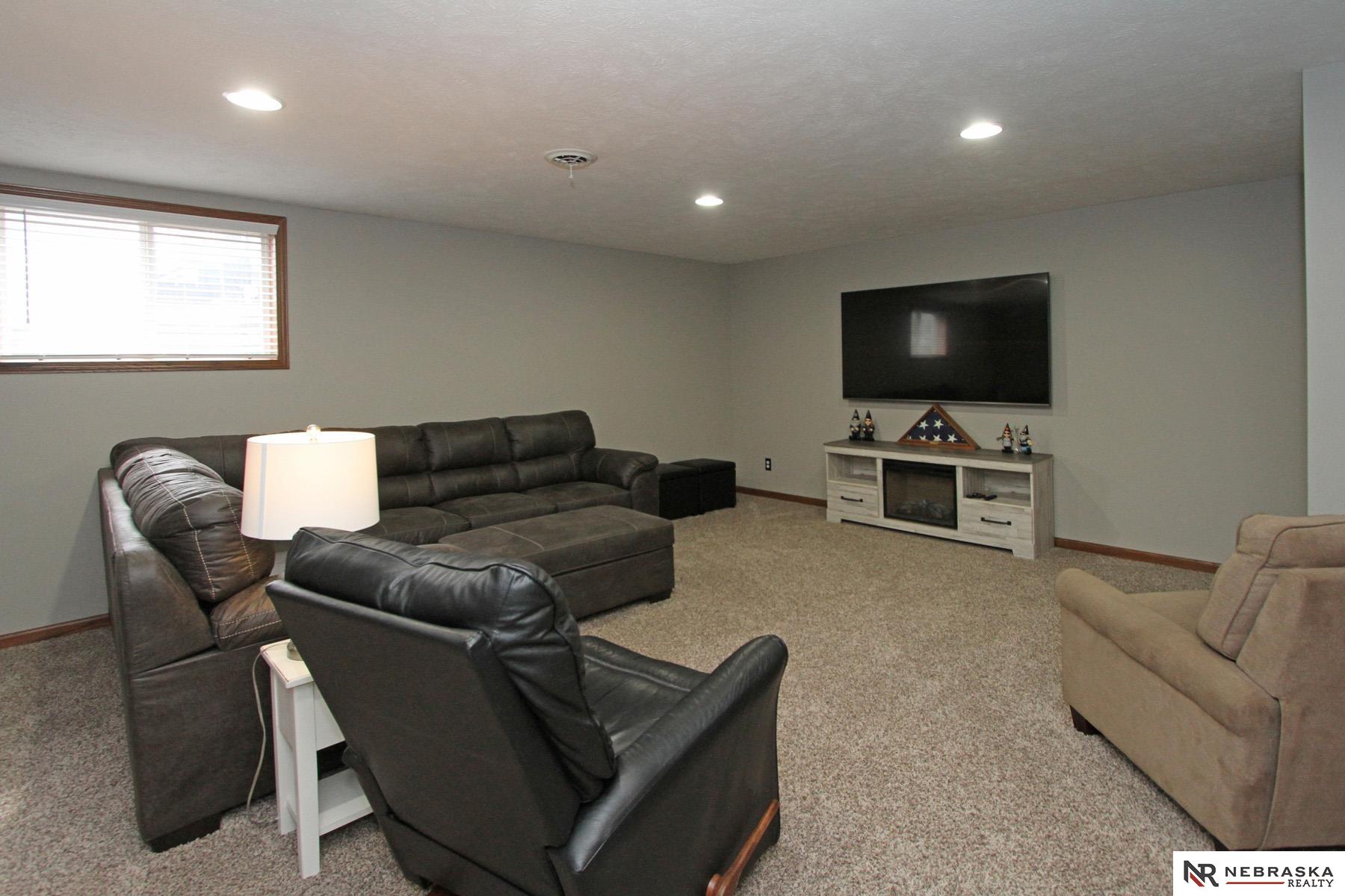 615 Graham Park Drive, Seward, Nebraska image 25