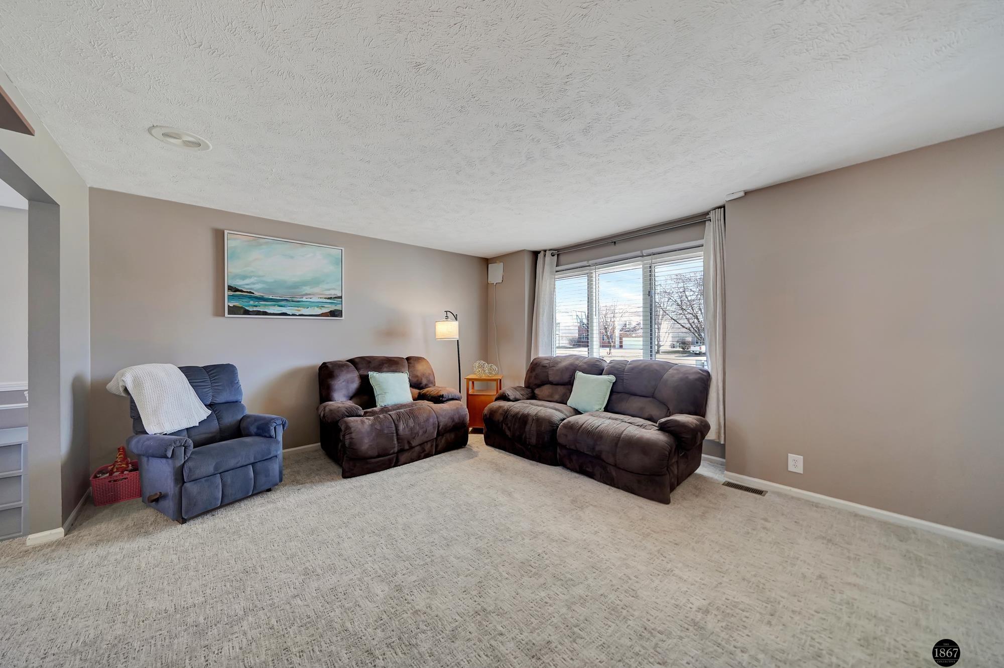 7045 Beaver Hollow