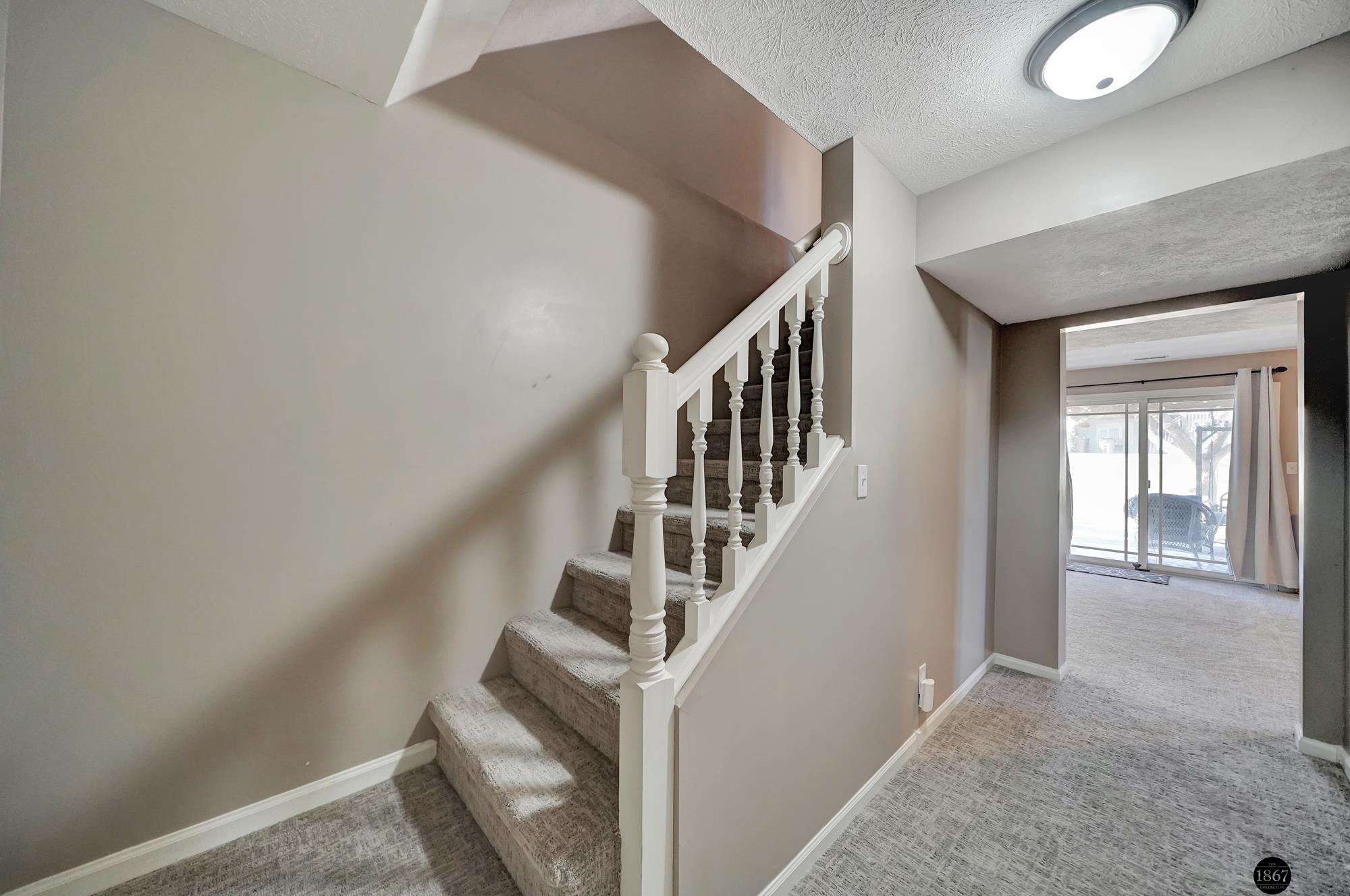 7045 Beaver Hollow