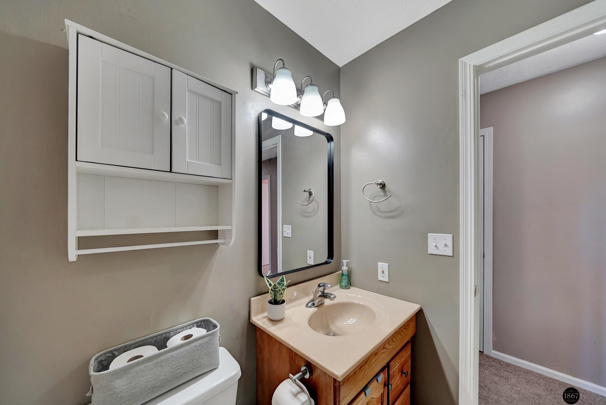 7045 Beaver Hollow