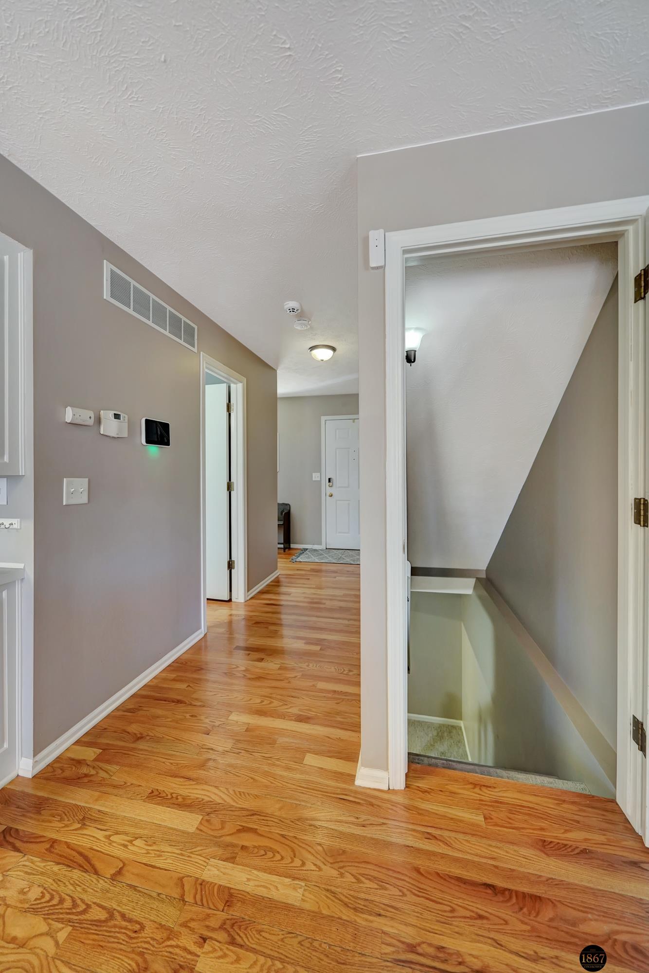 7045 Beaver Hollow