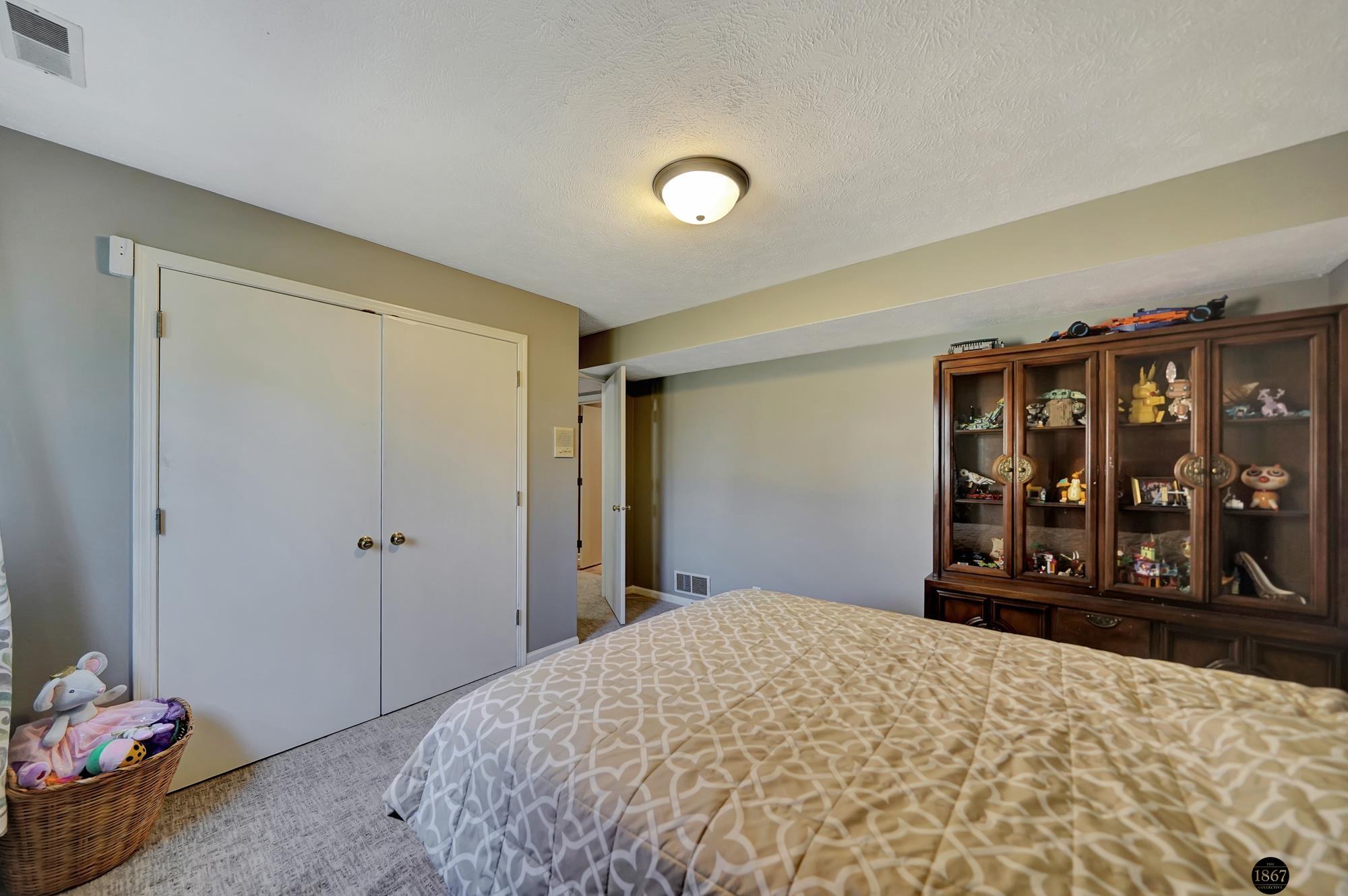7045 Beaver Hollow