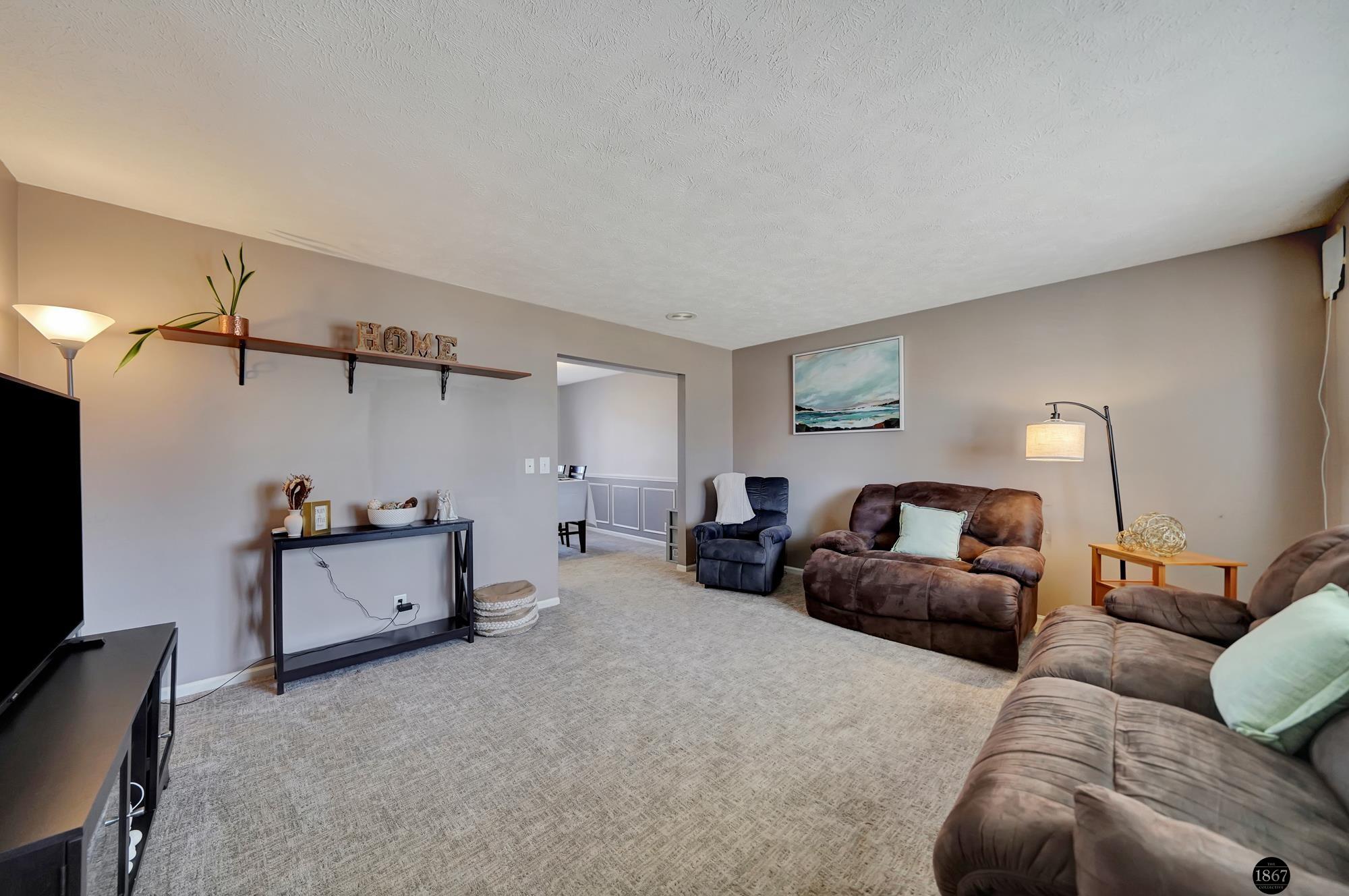 7045 Beaver Hollow