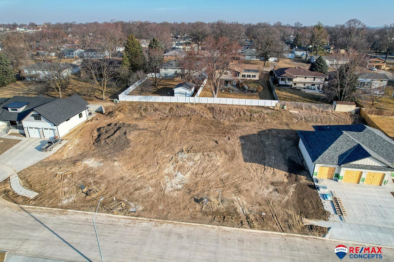 618 Timberline Circle, Milford, Nebraska image 1