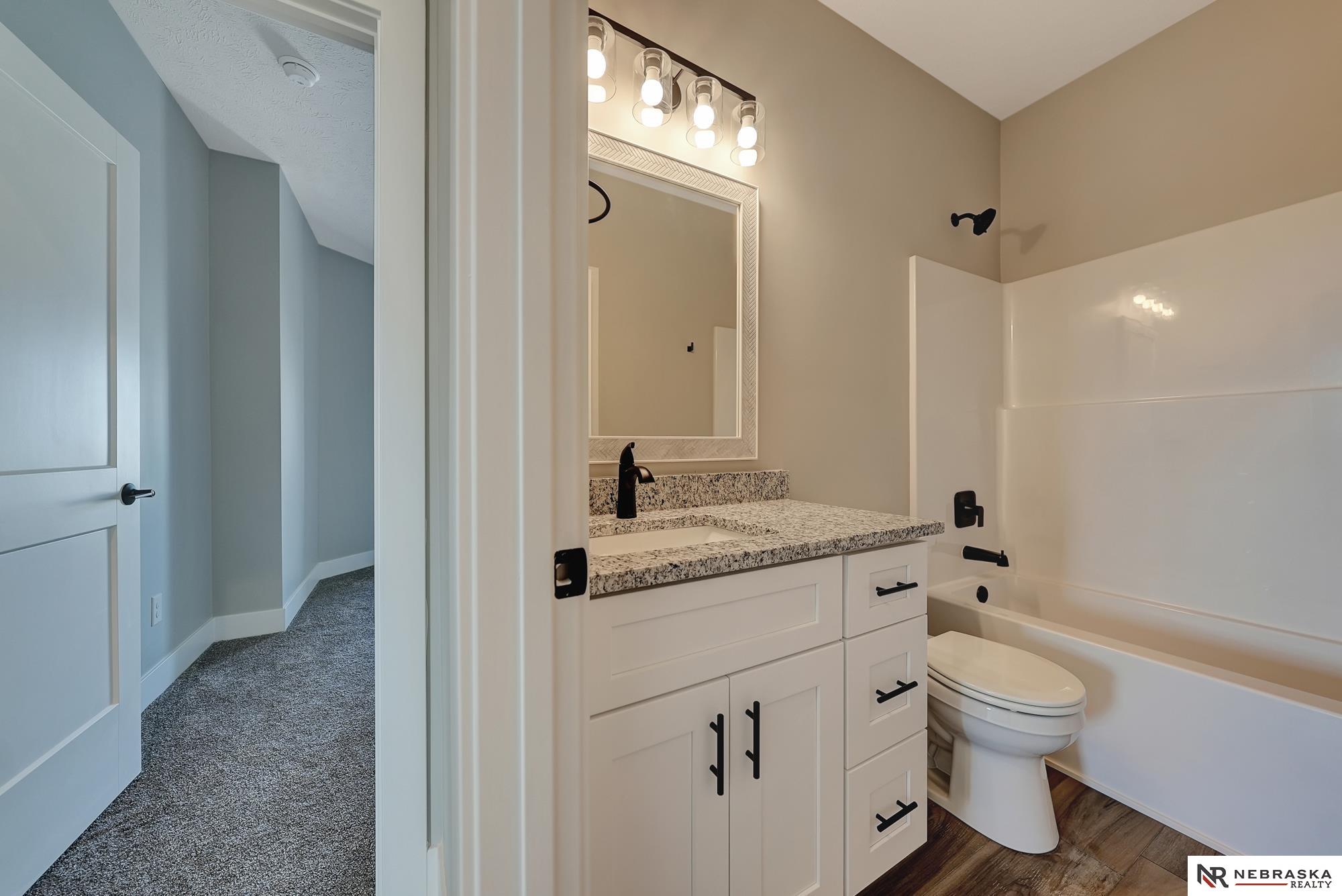 18055 Sycamore Drive, Gretna, Nebraska image 26