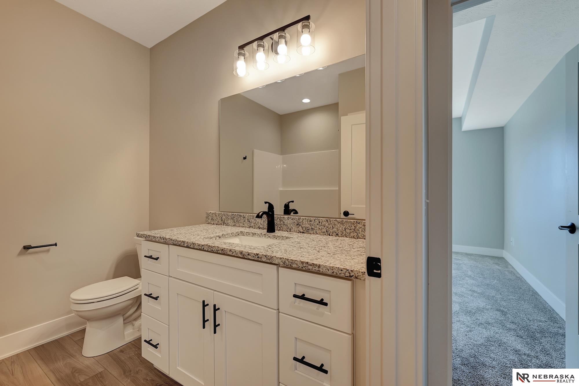 18055 Sycamore Drive, Gretna, Nebraska image 38