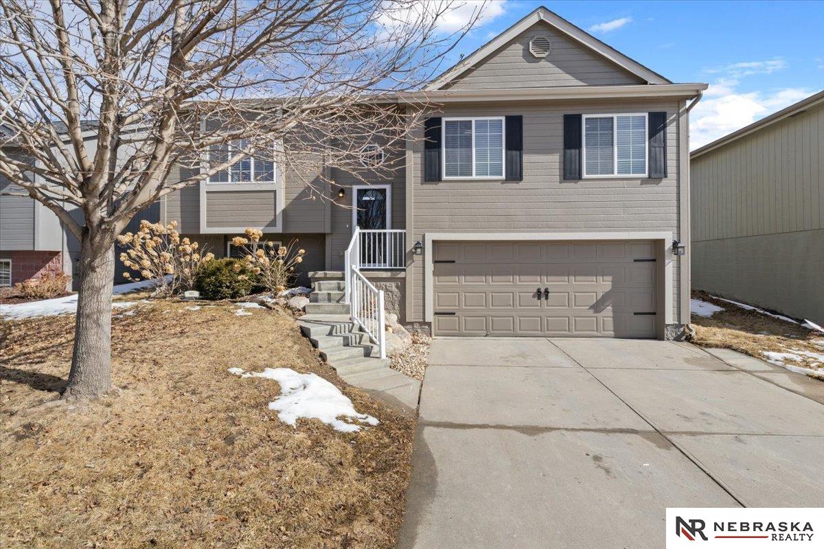4615 N 168th Avenue, Omaha