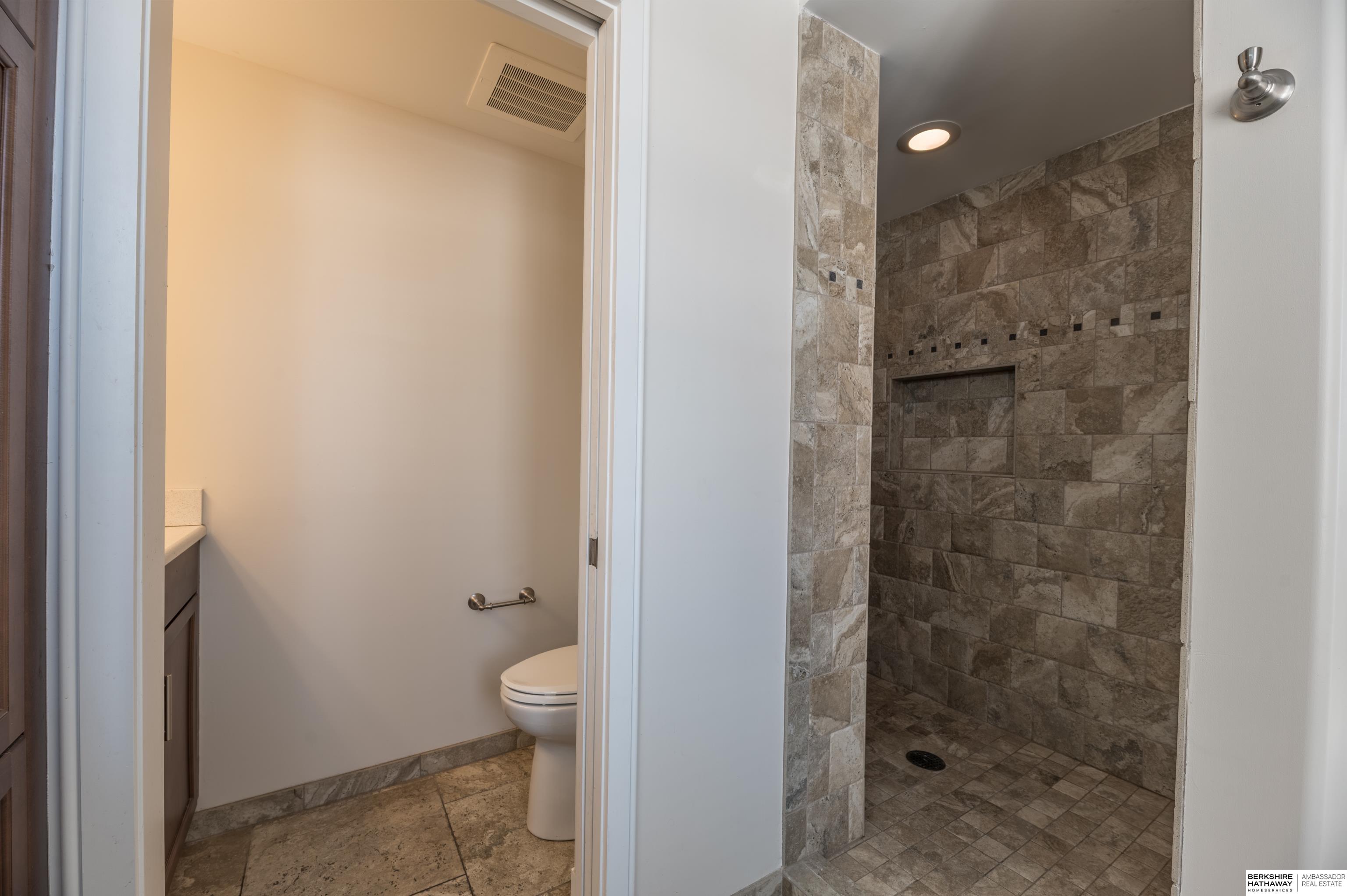 1403 Farnam Street #800, Omaha, Nebraska image 16