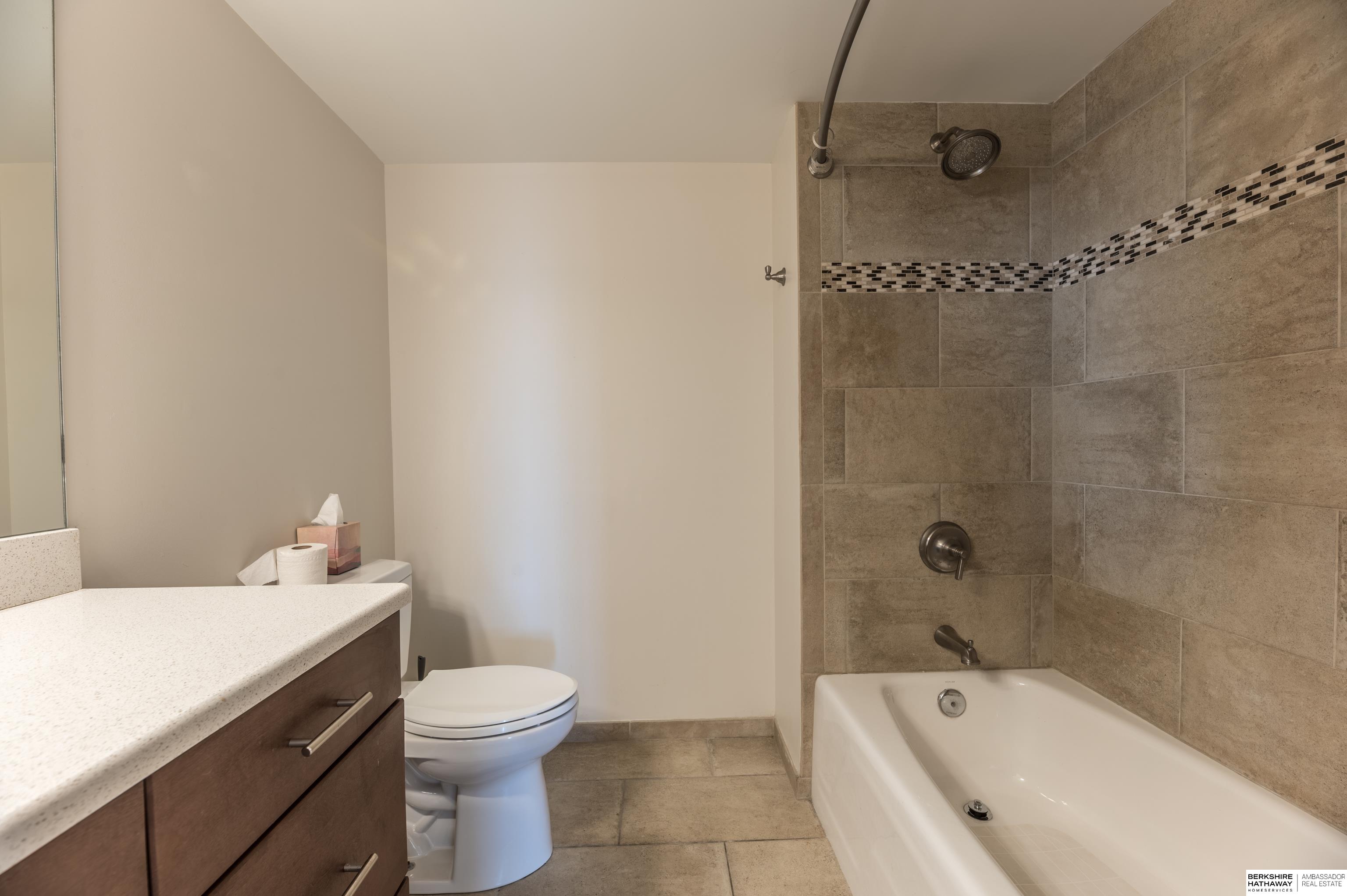1403 Farnam Street #800, Omaha, Nebraska image 20