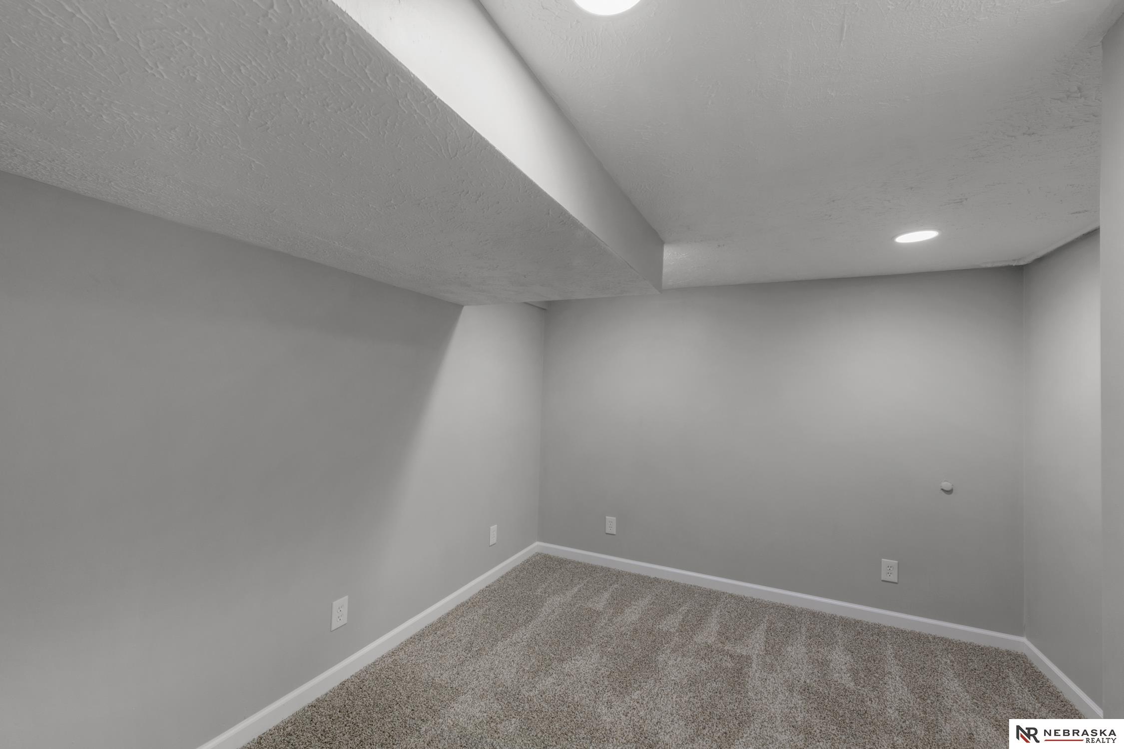 4504 S 32nd Street, Omaha, Nebraska image 42