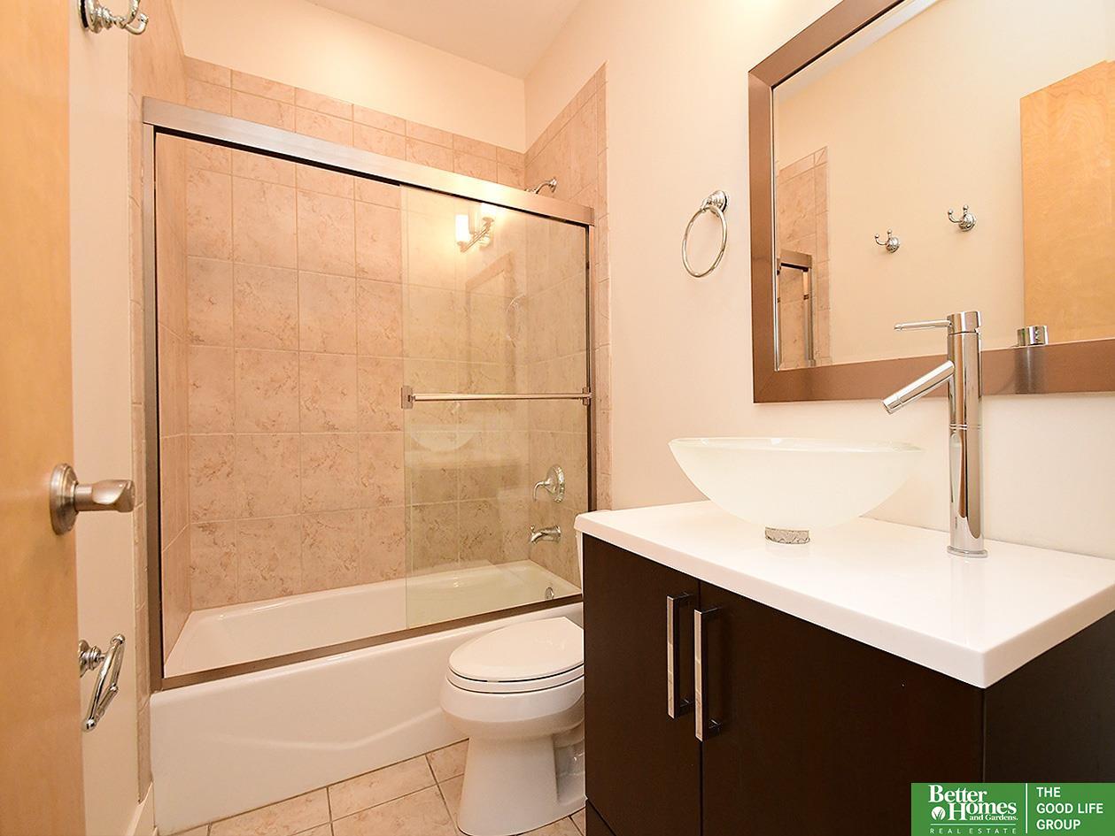 1139 Leavenworth Street, Omaha, Nebraska image 9