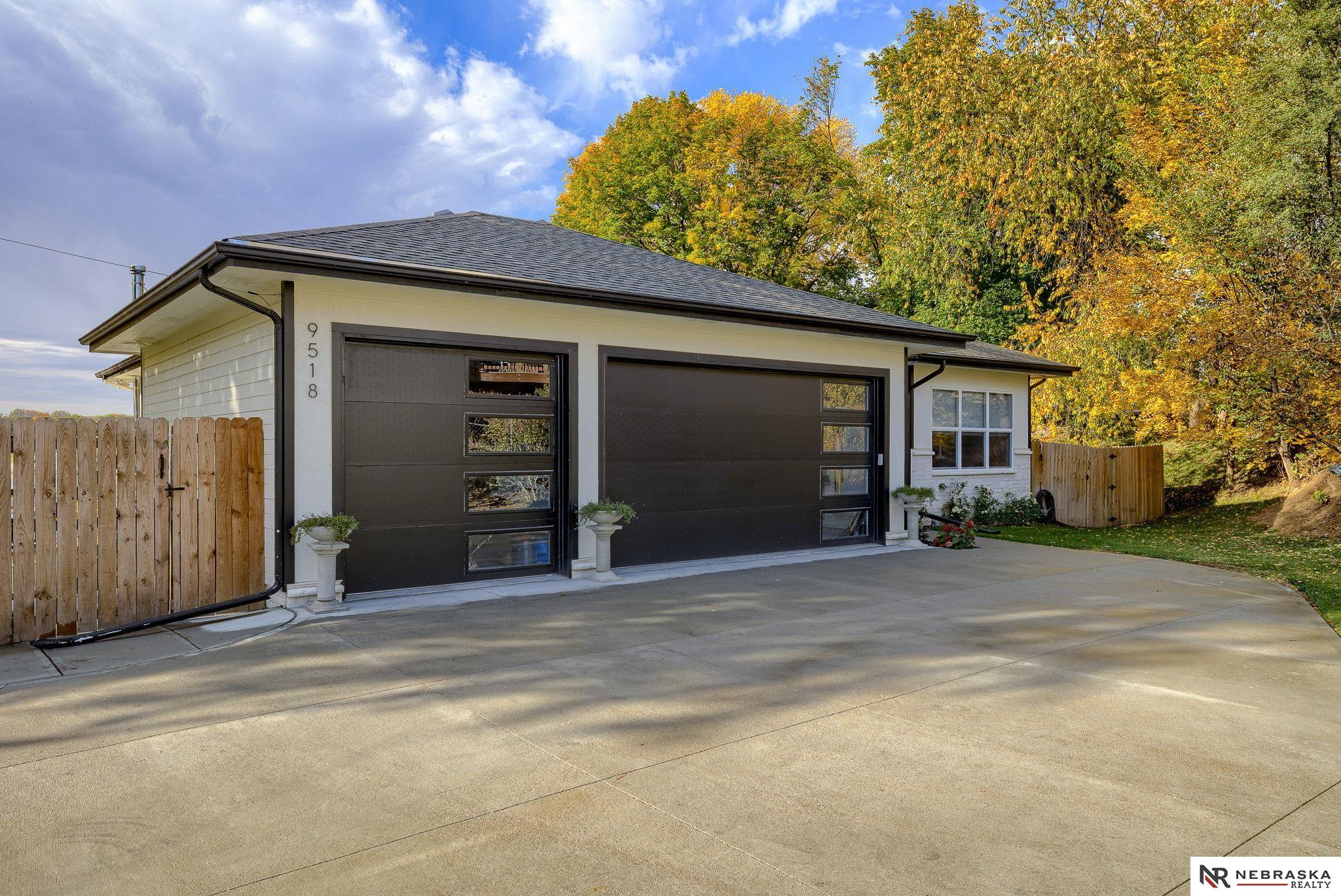 9518 Sterling Circle, Plattsmouth, Nebraska image 3