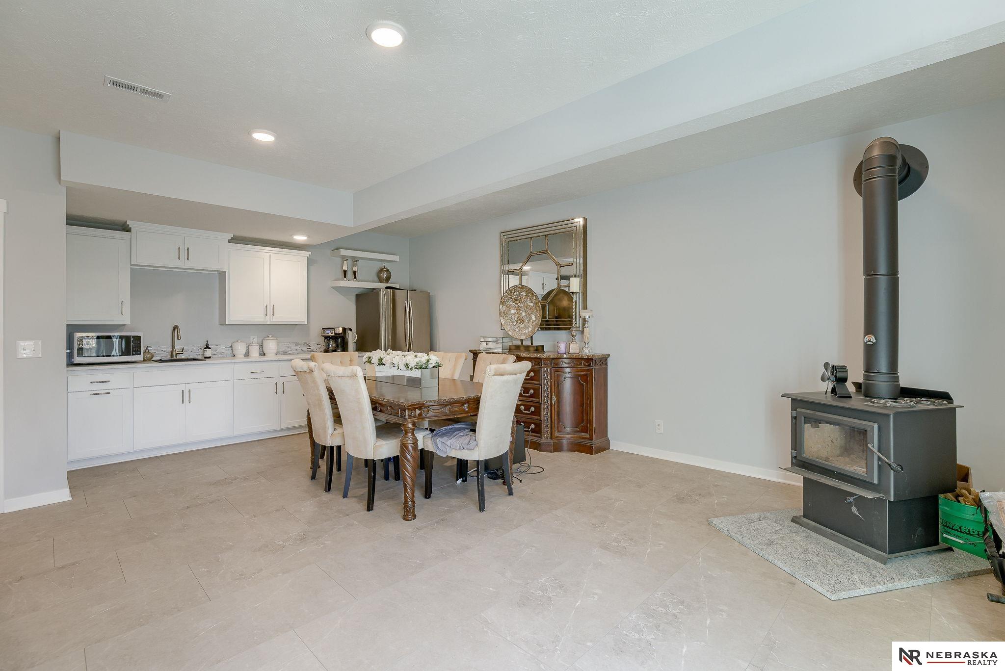 9518 Sterling Circle, Plattsmouth, Nebraska image 36