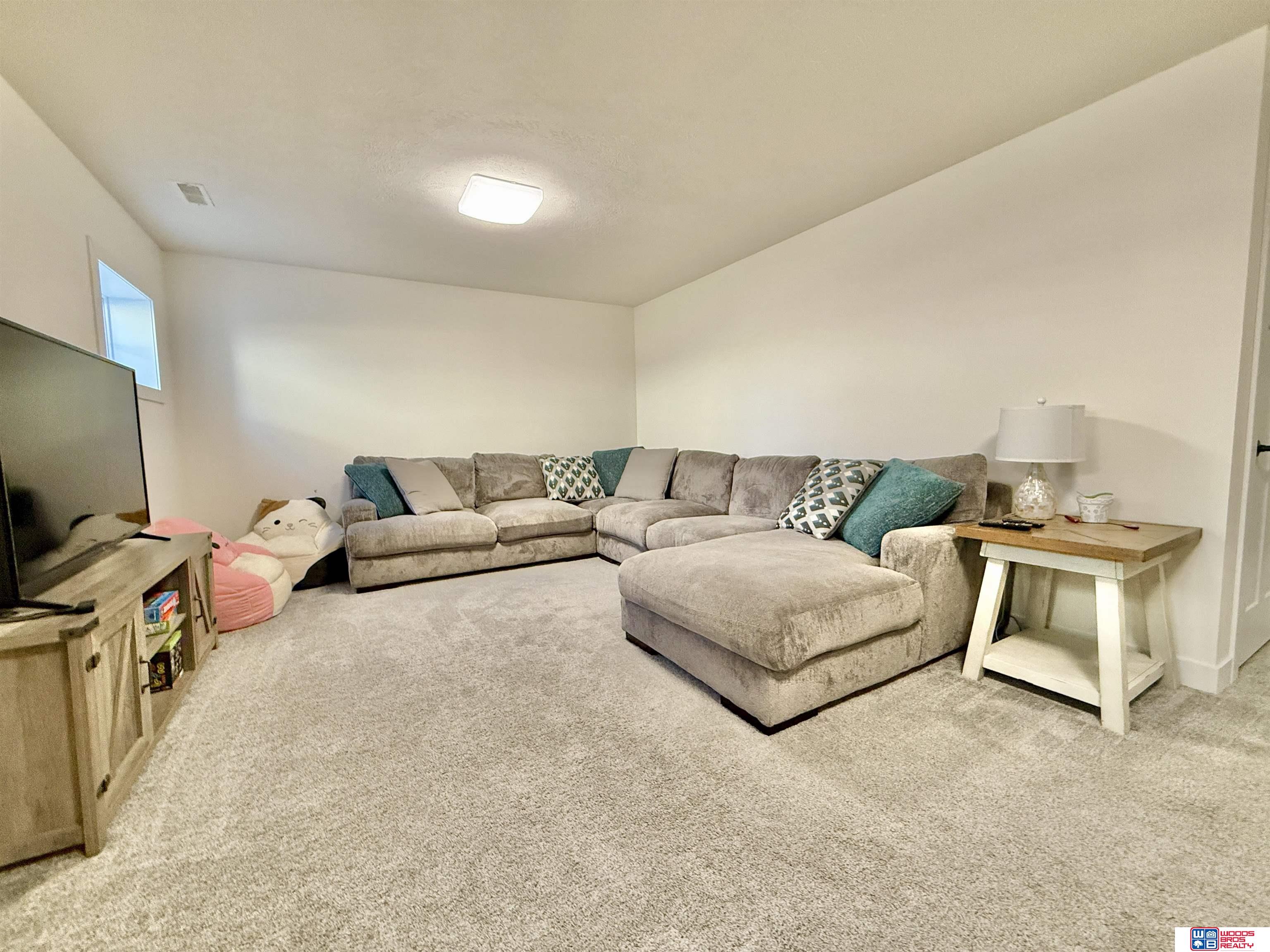 916 Hillcrest Drive, Seward, Nebraska image 30