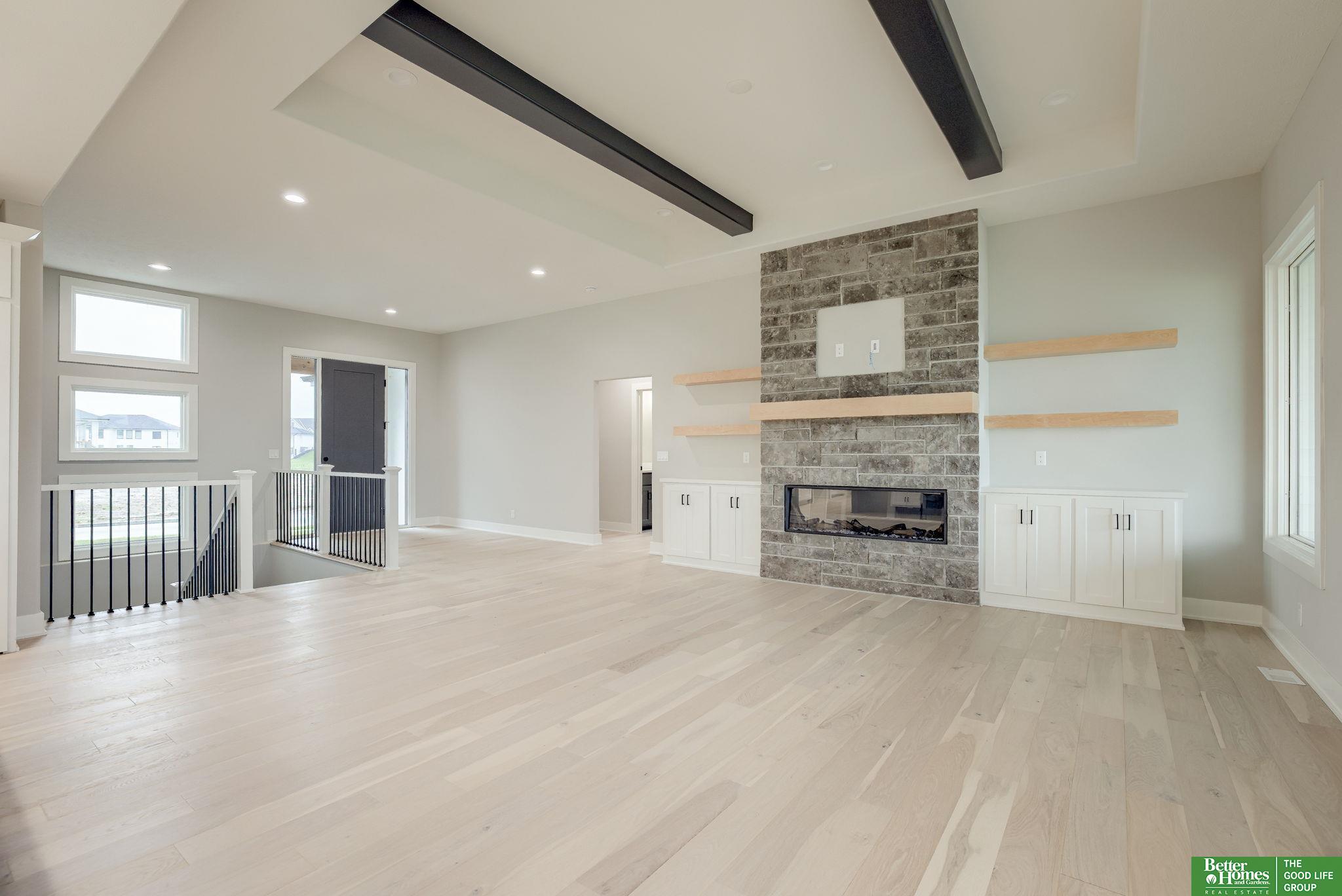 5444 N 212th Street, Elkhorn, Nebraska image 3